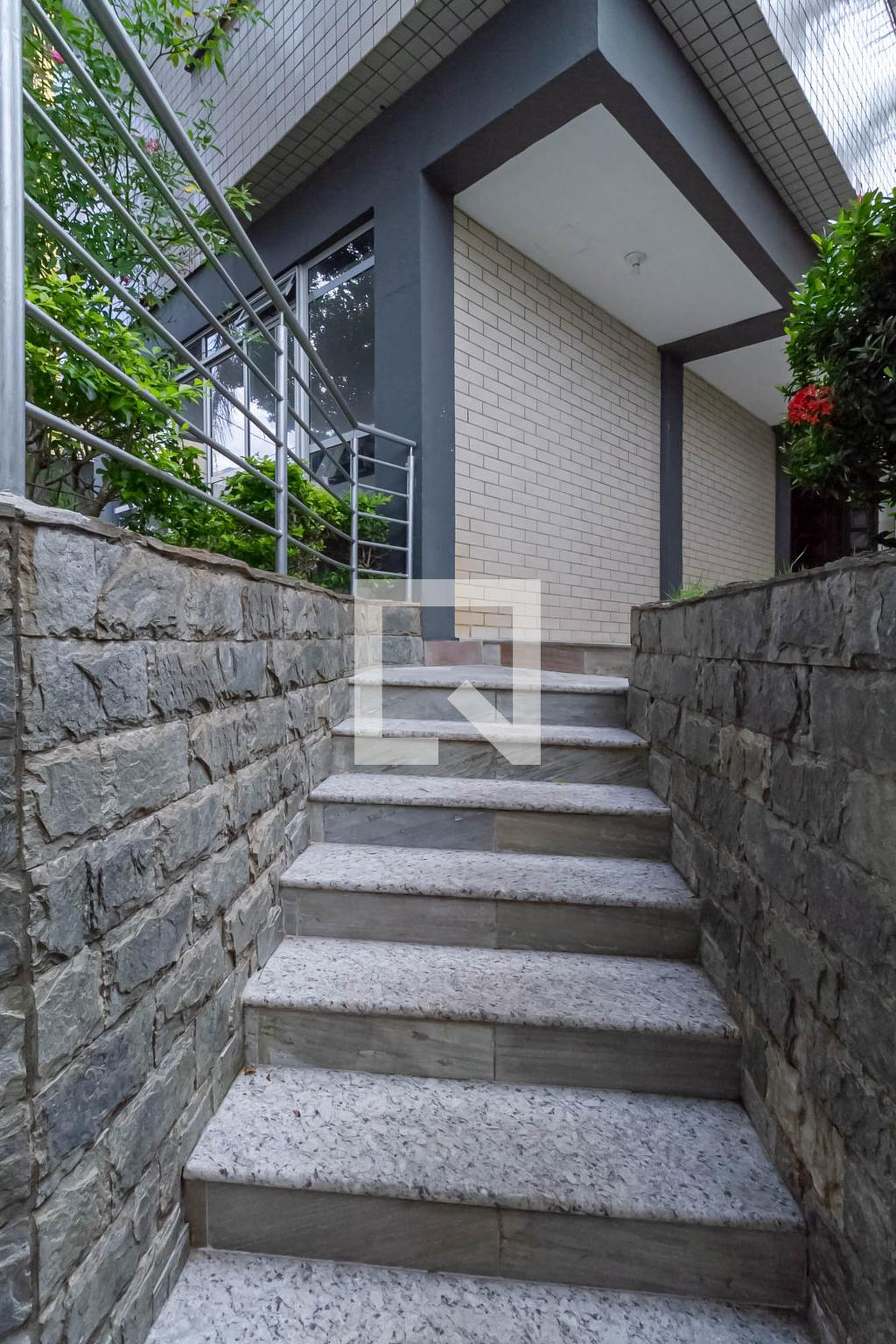 Entrada - Edifício Julia