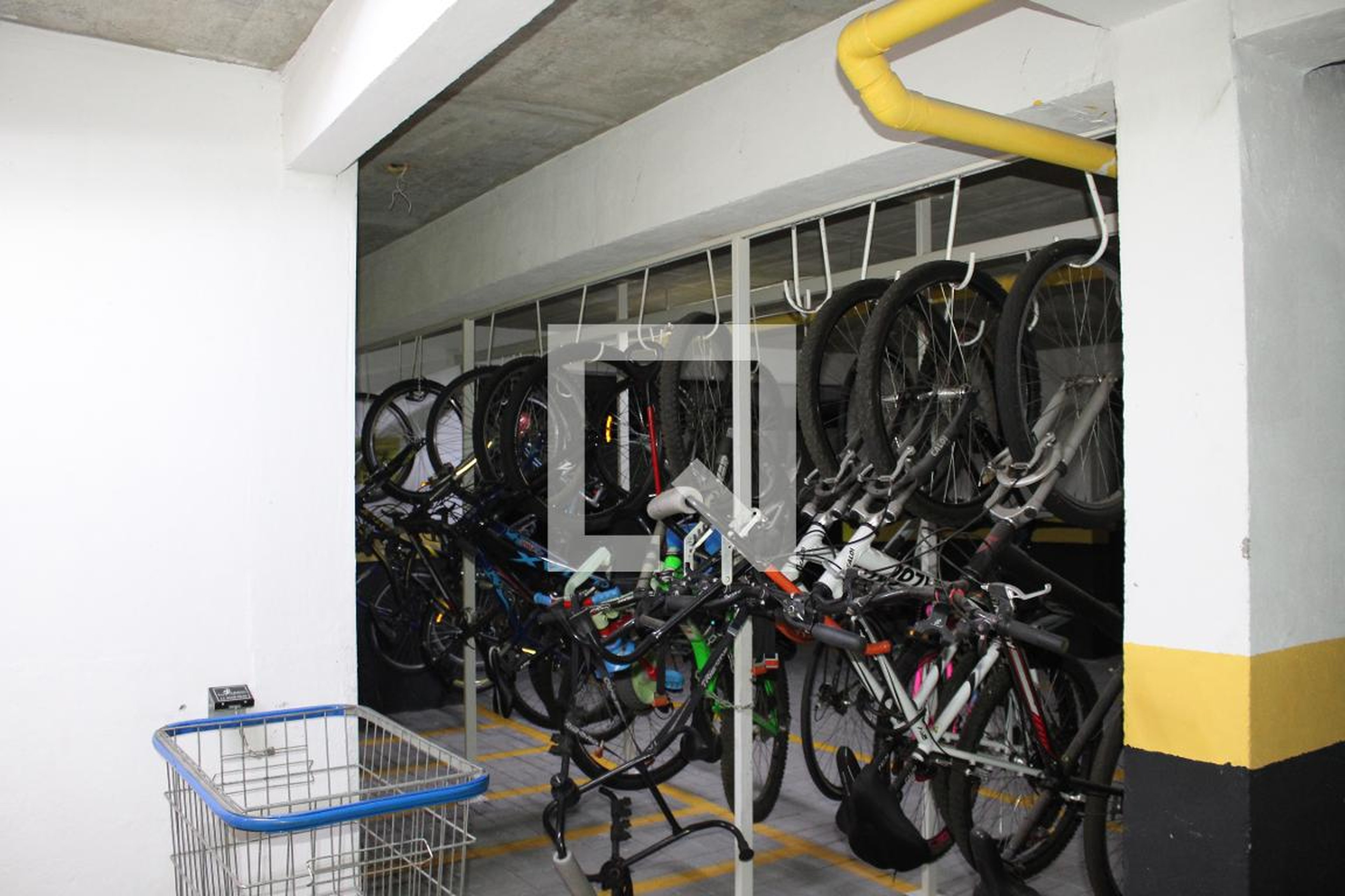 Bicicletário - You, Now Santa Cecilia