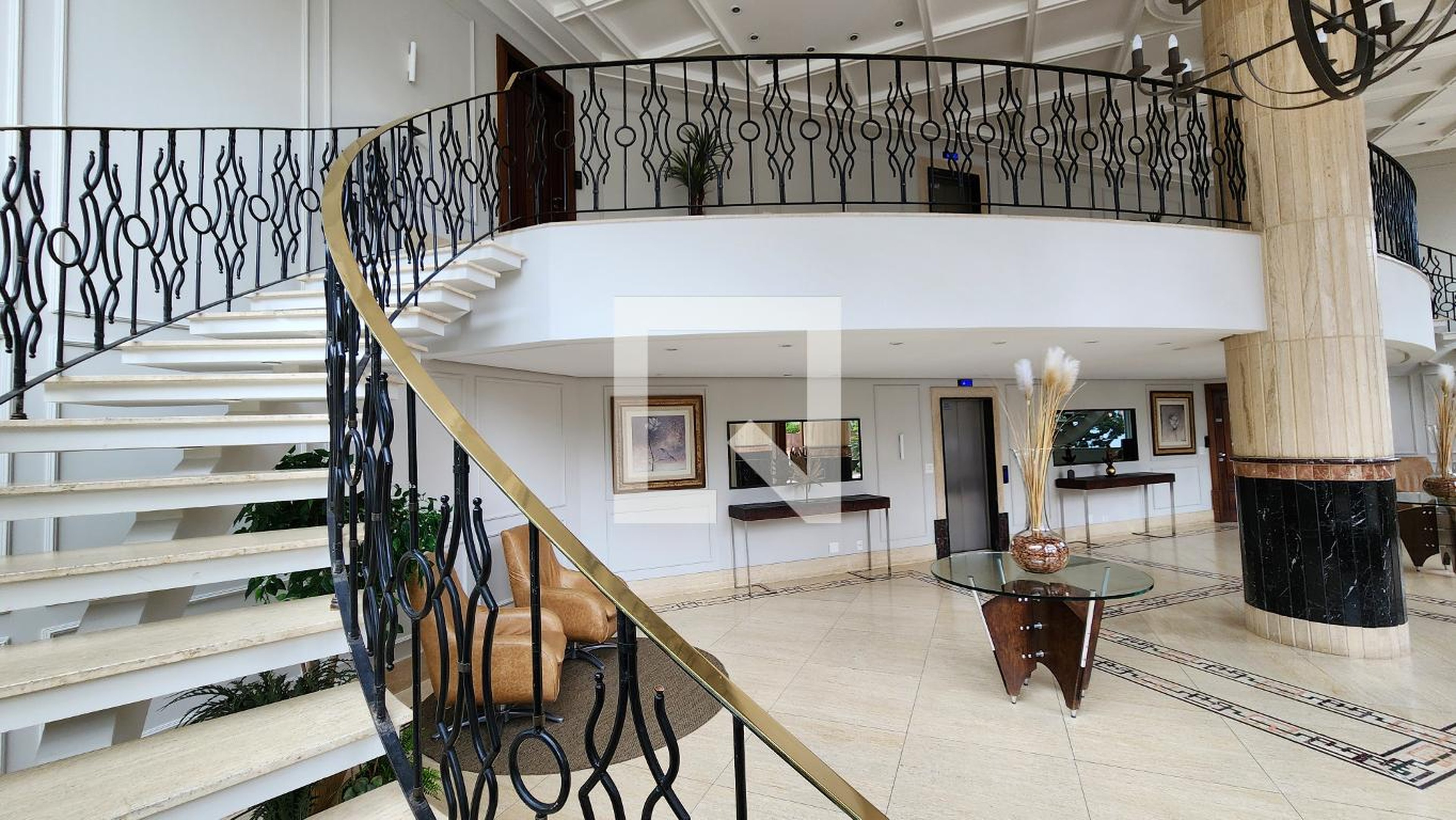 Hall de entrada - Jardins da Grécia