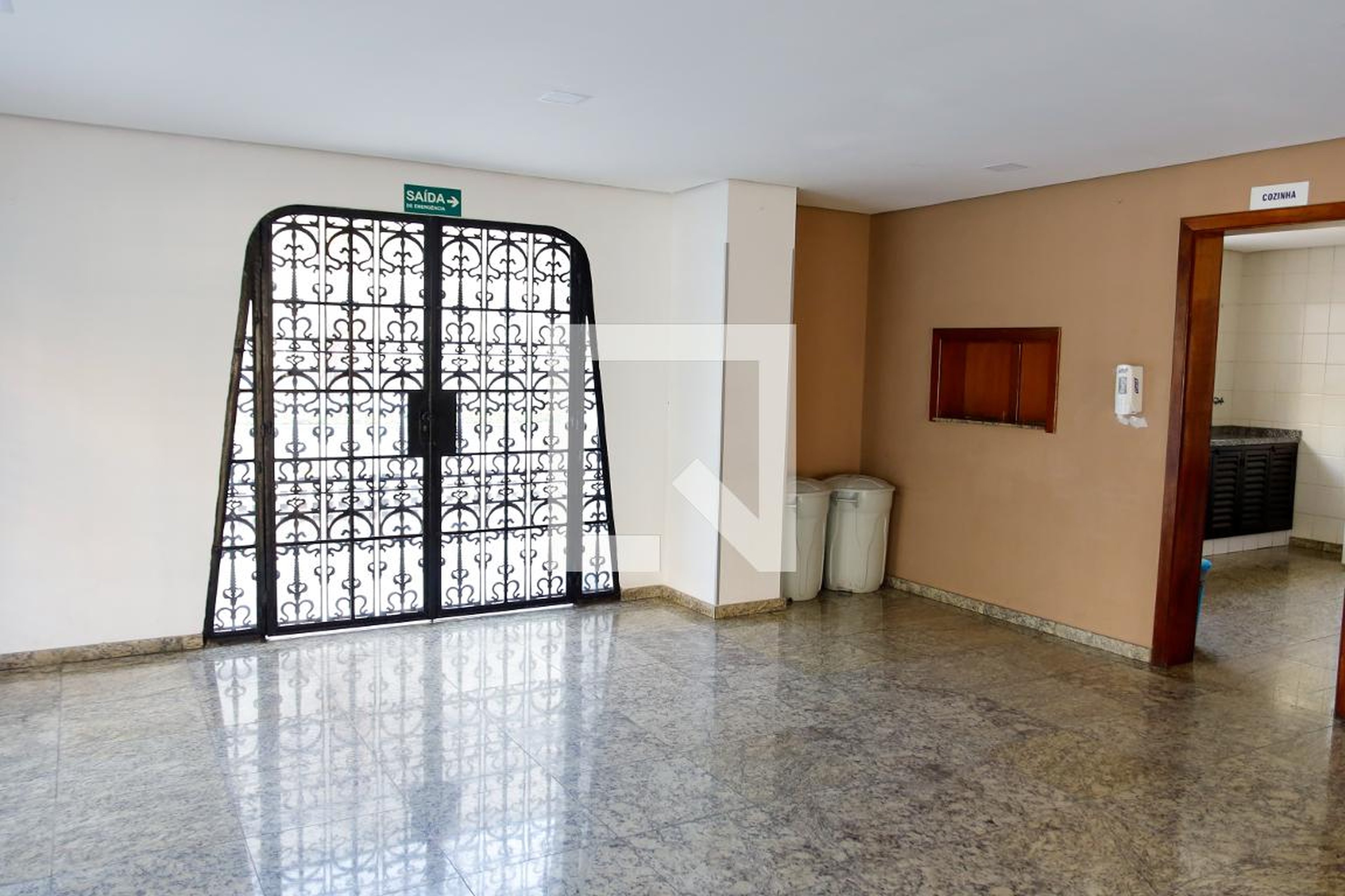 Hall de entrada - Utor Domingos Correa