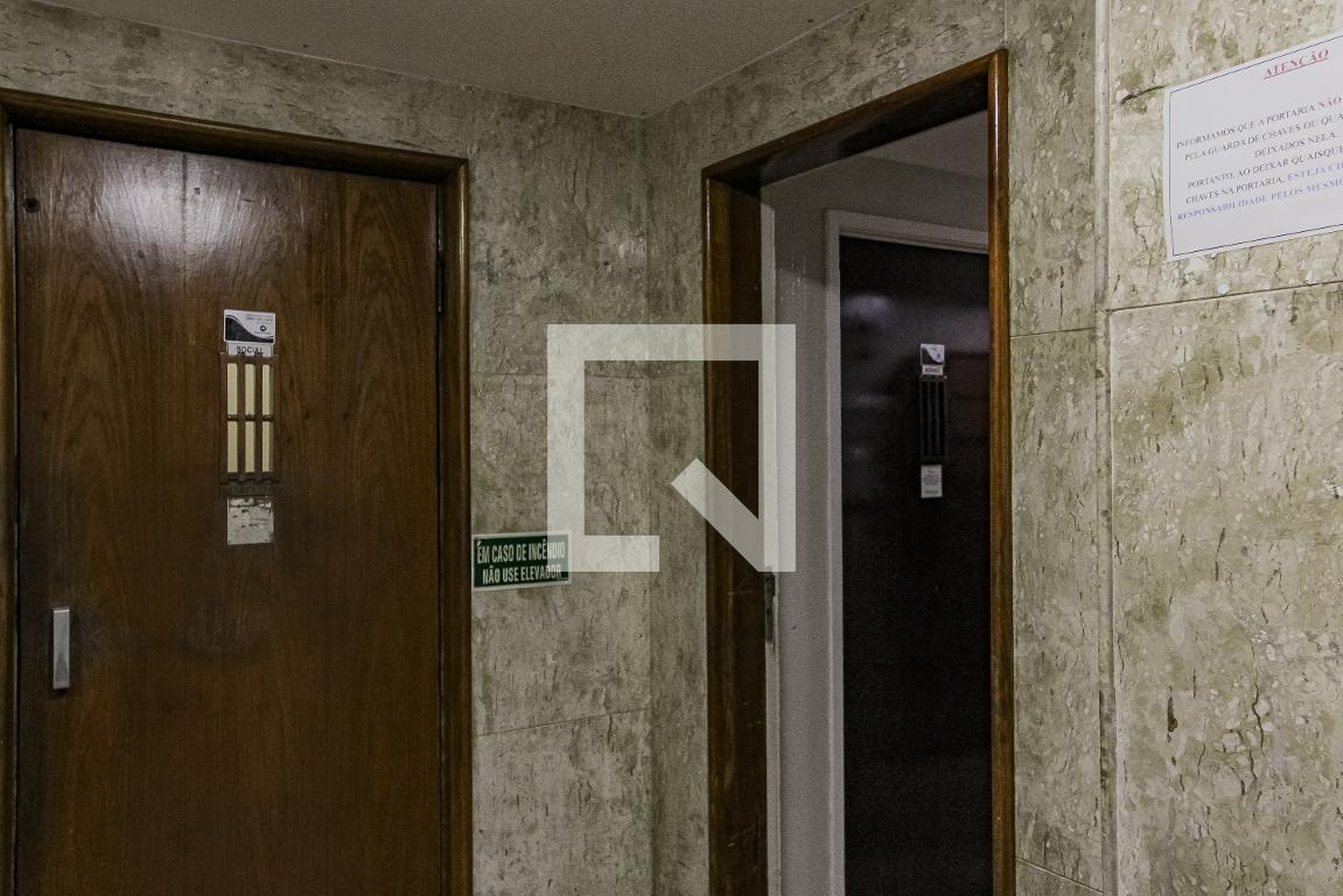 Elevador - Edifício Patricia