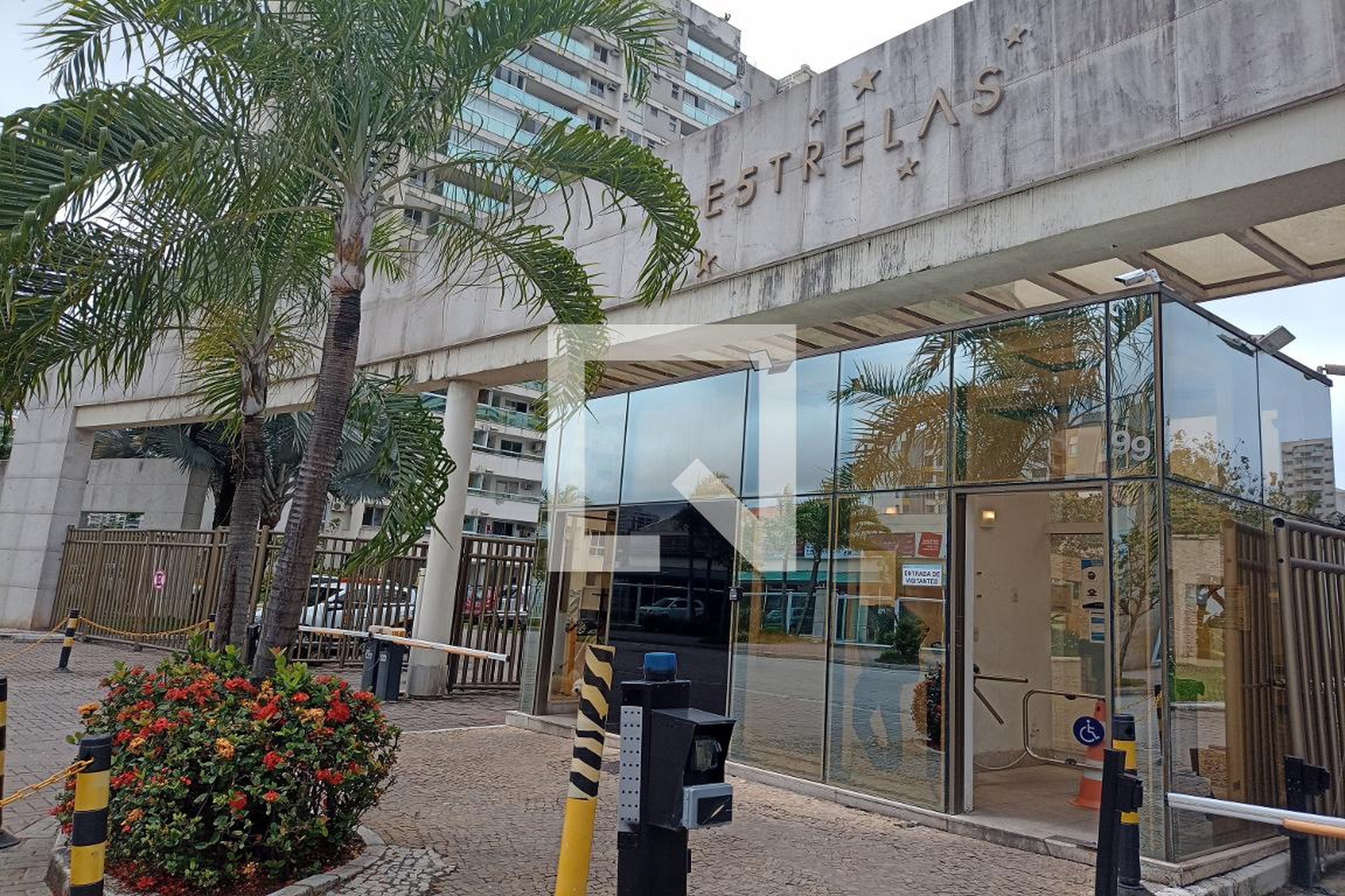 Fachada do Condomínio Condomínio Estrelas