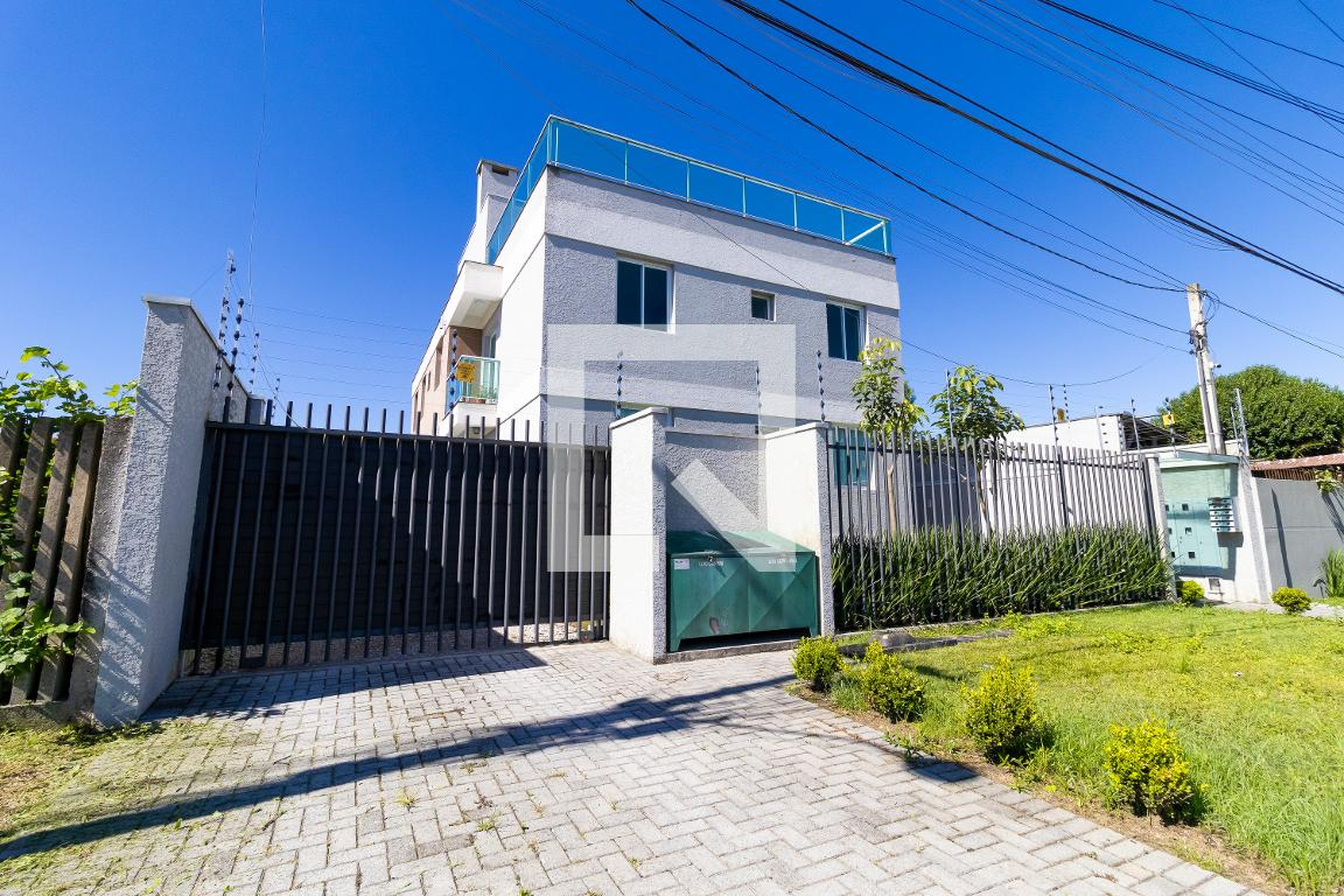 Fachada do Prédio Condomínio em Rua General Lucas de Almeida Guimarães, 139