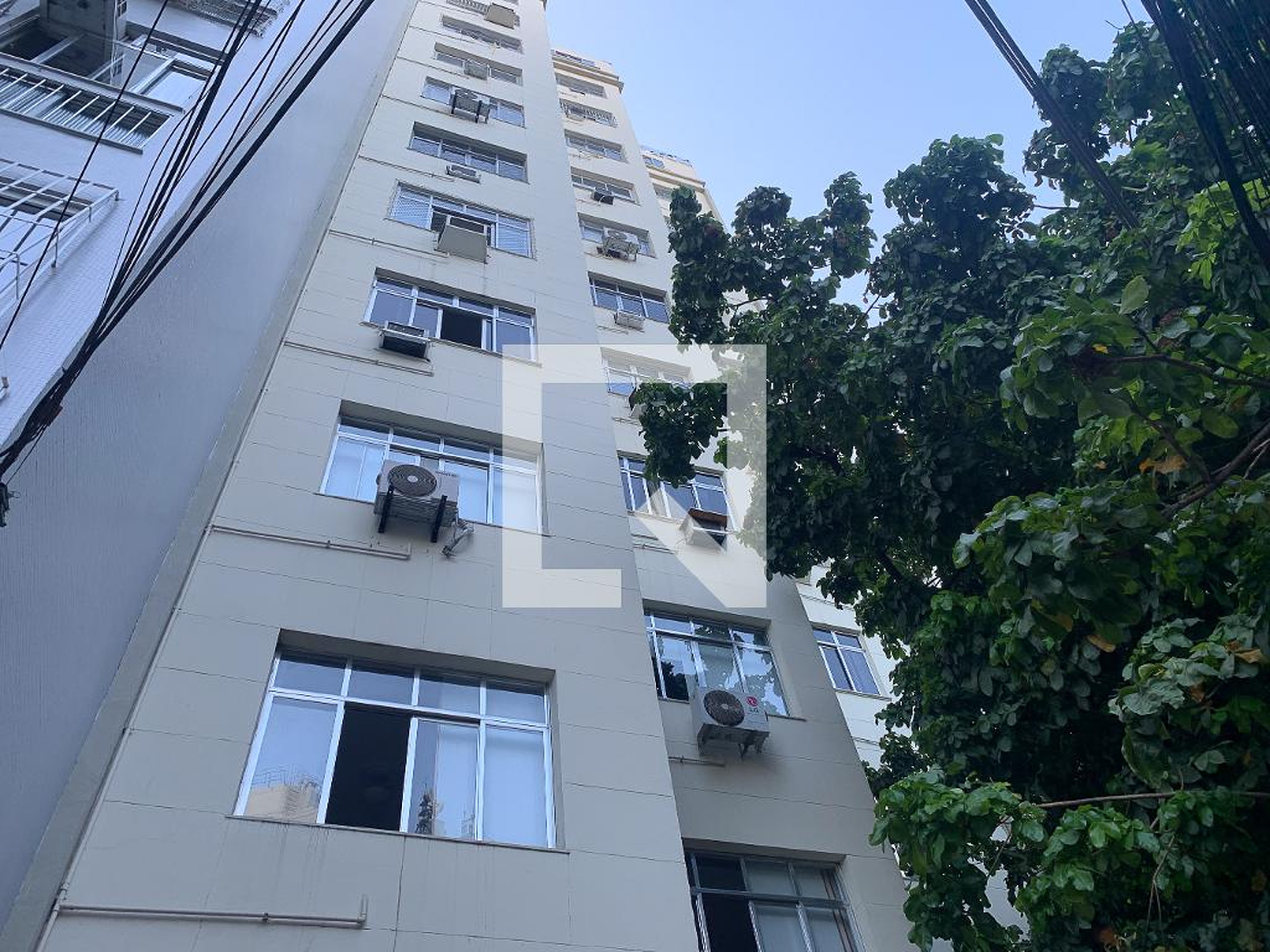 Fachada do Prédio Condomínio Auto Castro