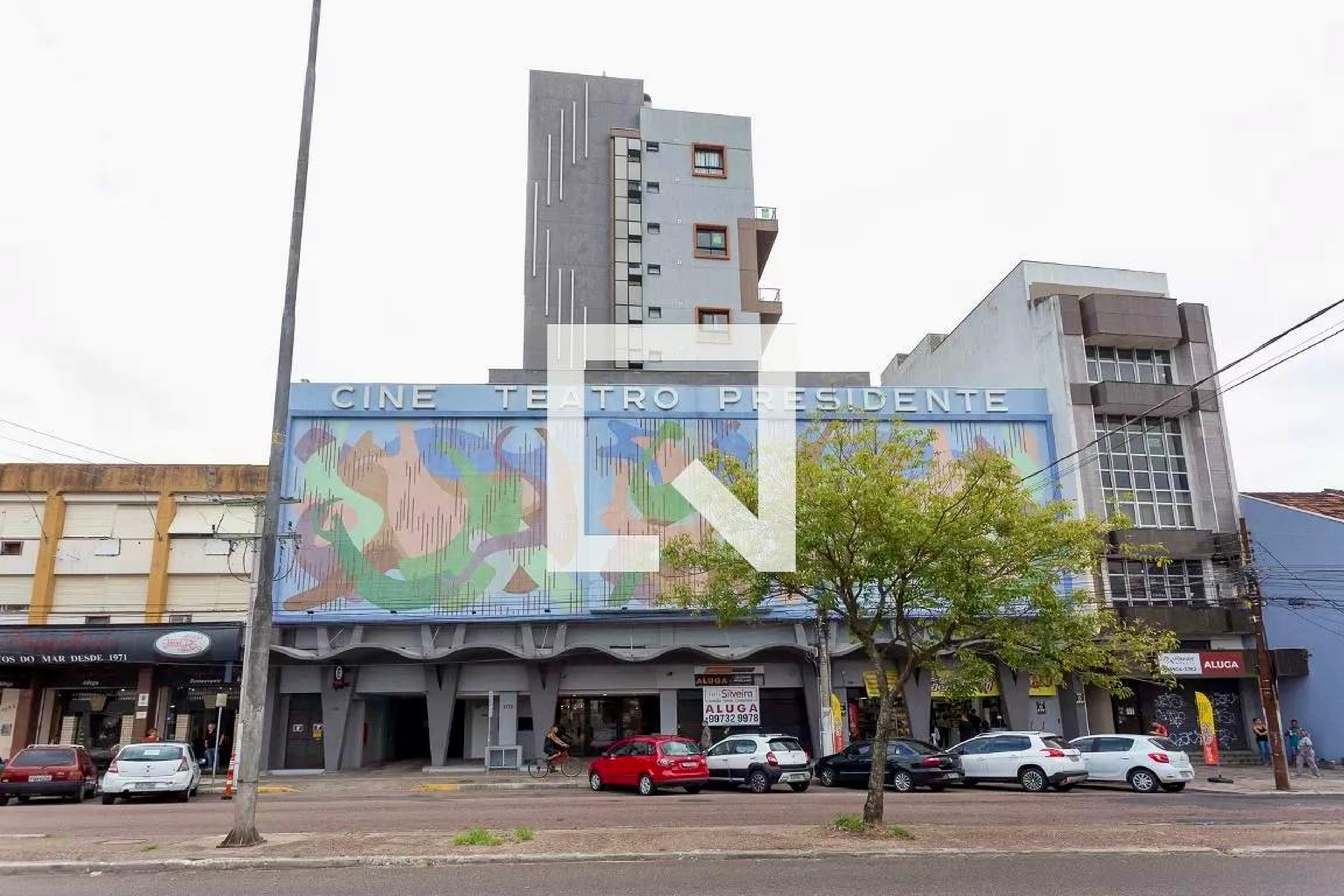 Fachada Condomínio Cine Teatro Presidente