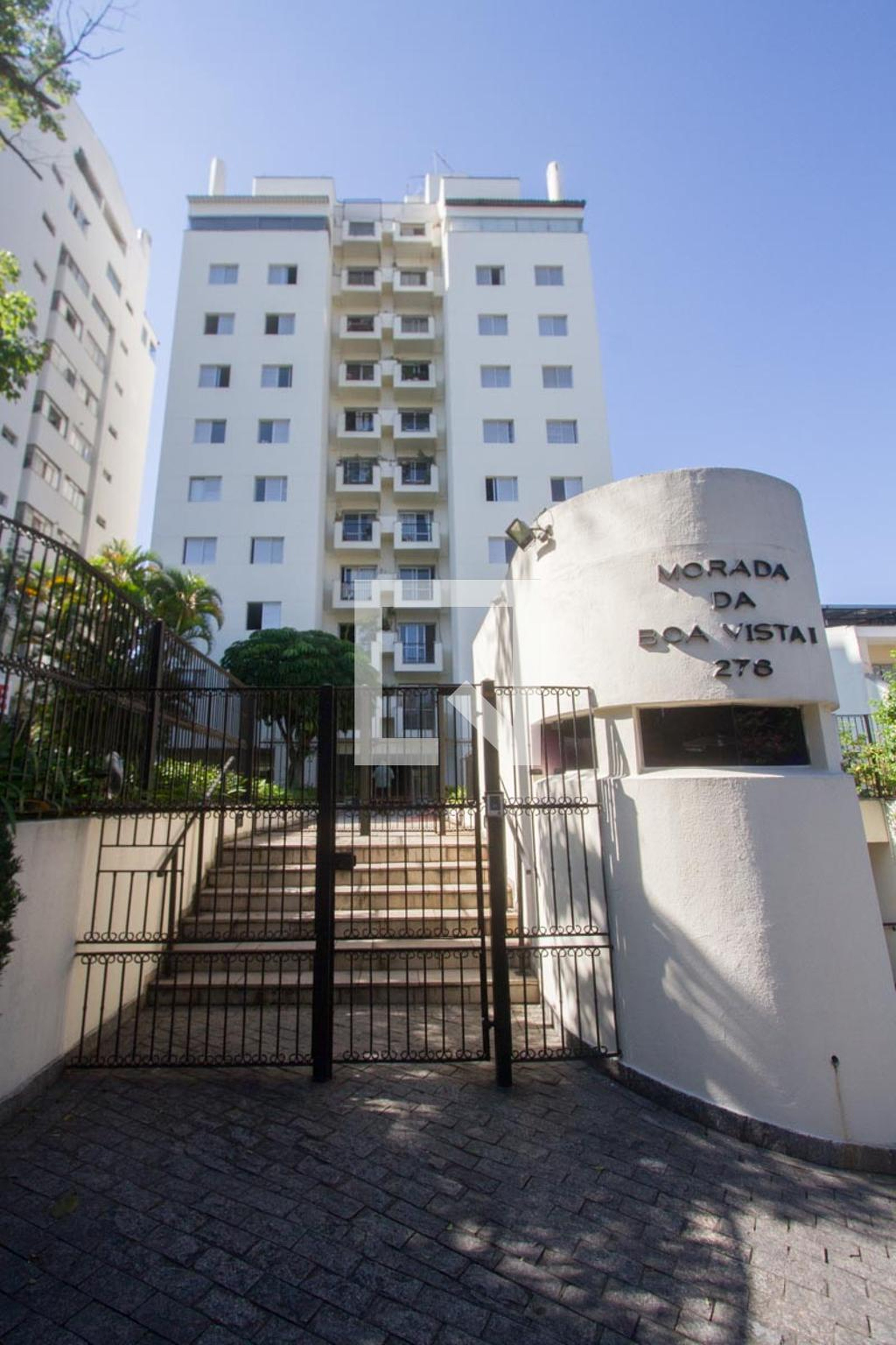 Fachada Condomínio alto da morda