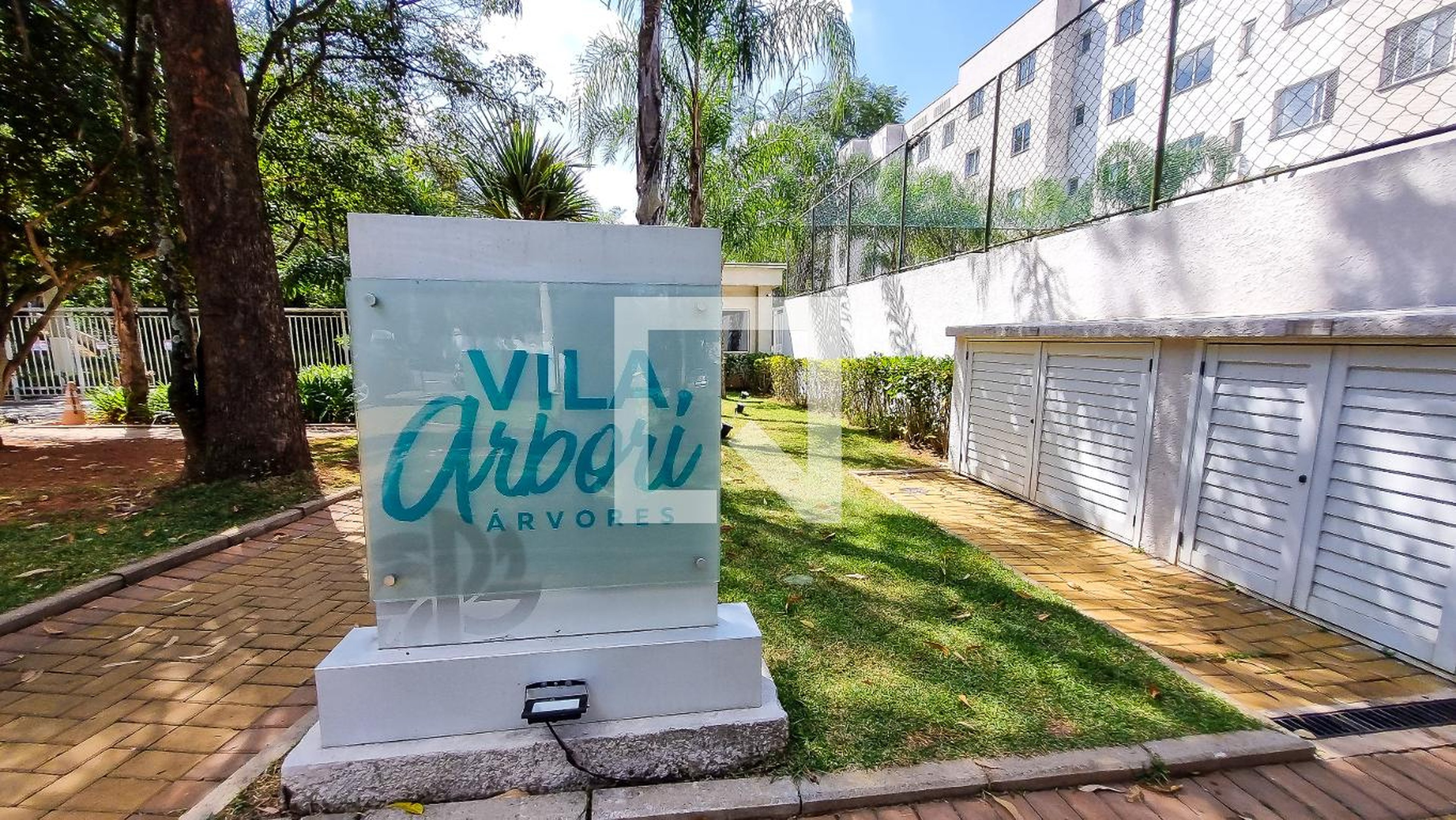 Fachada Condomínio Vila Arbor