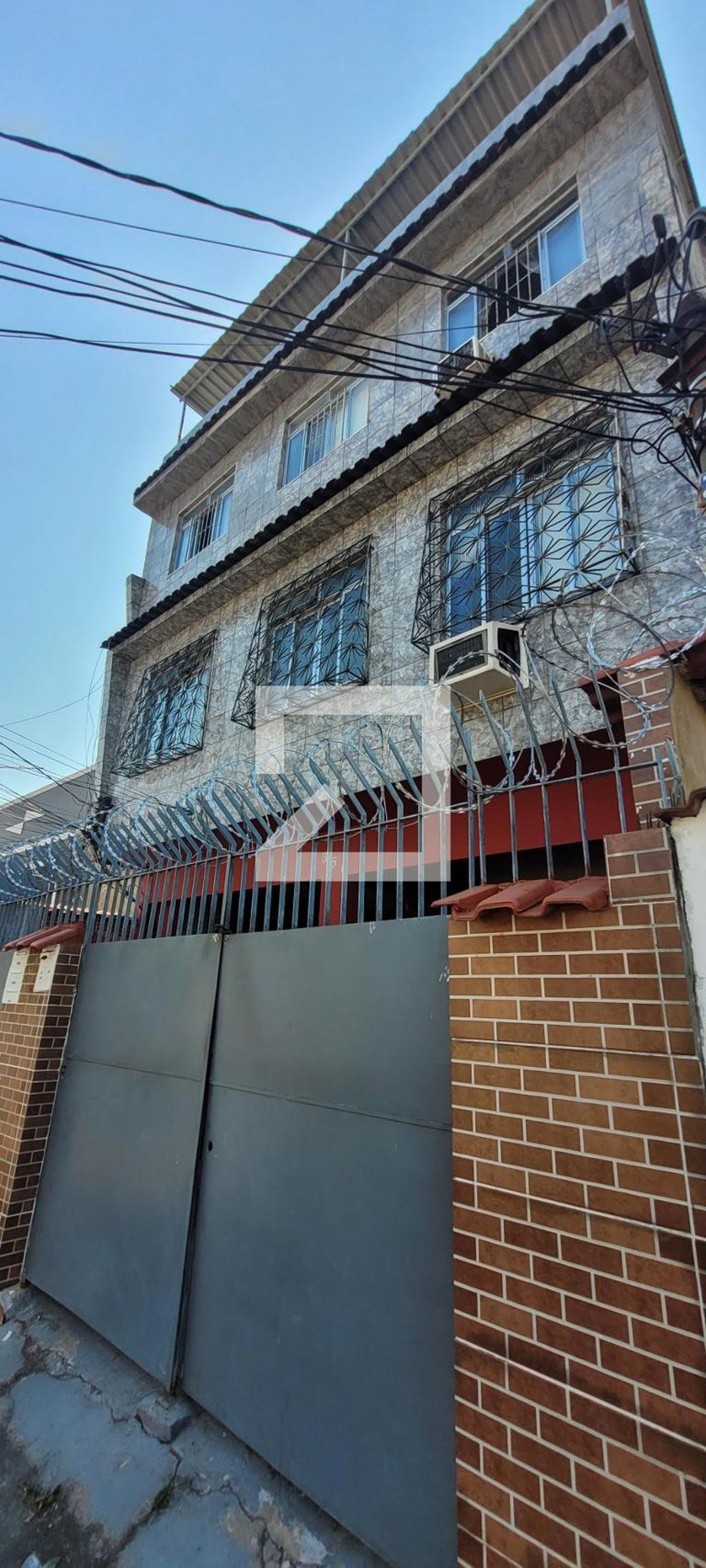 Fachada Condomínio em Rua Caiçara, 350