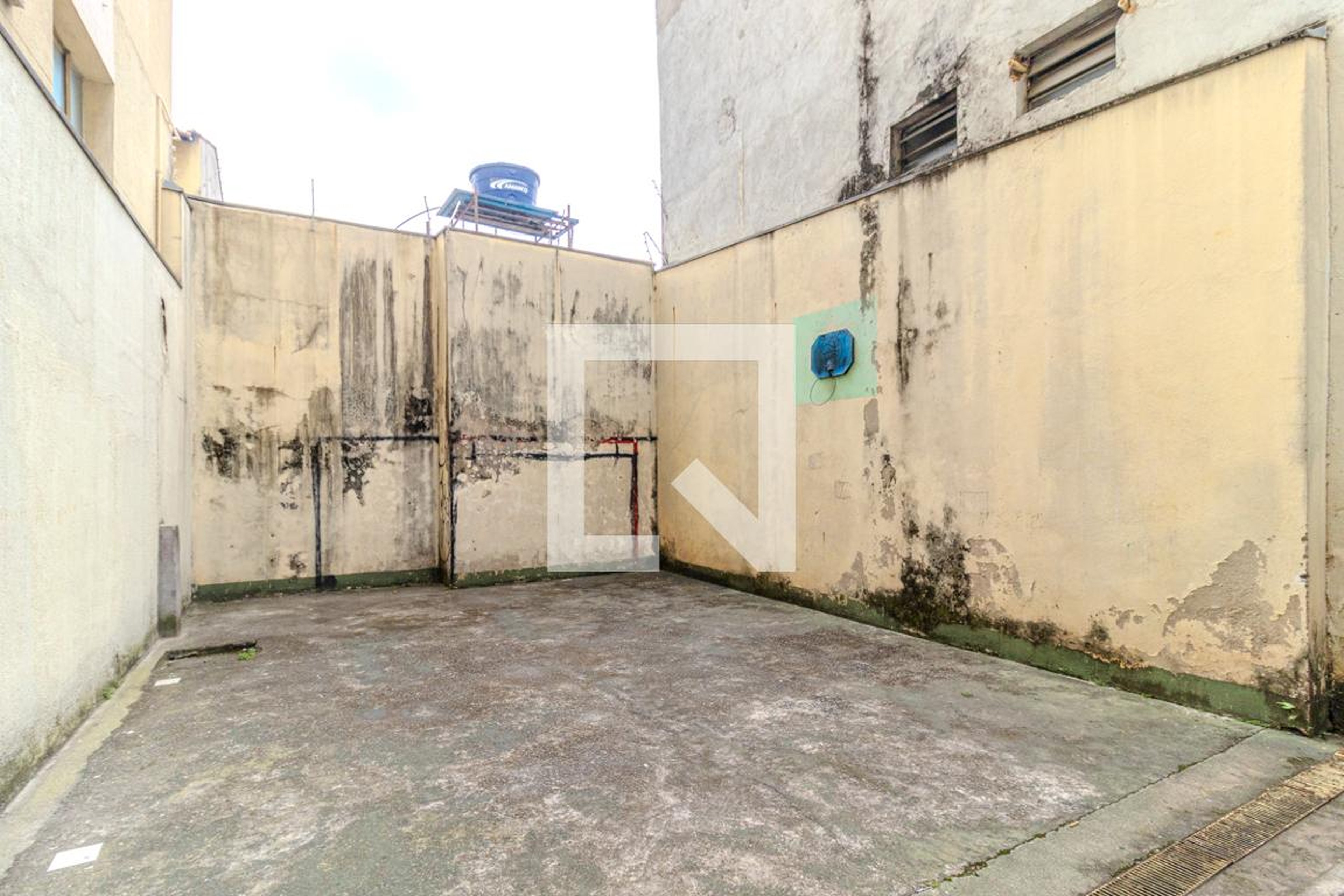 Playground - sol da manhã