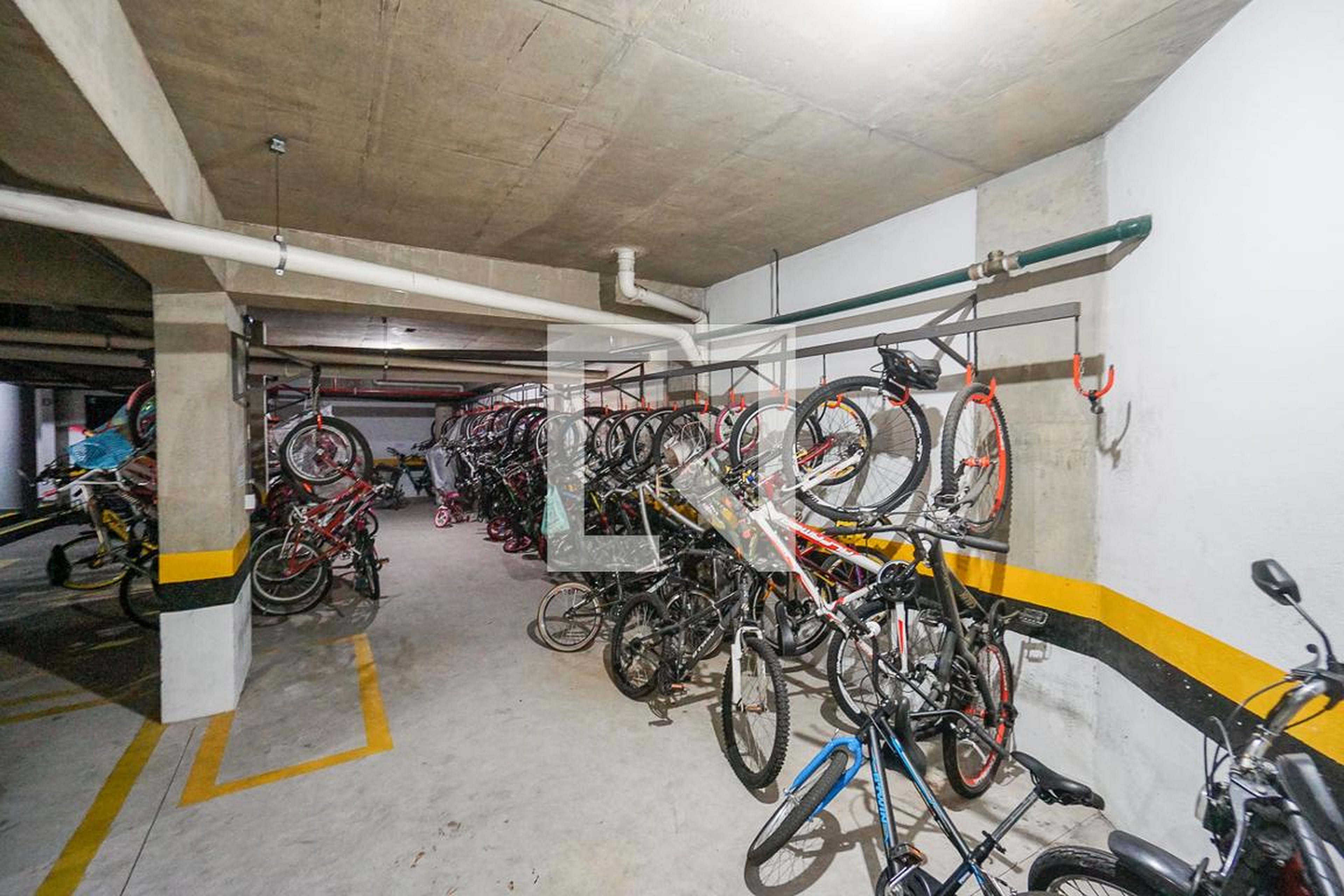 Bicicletário - Villaggio Di Anália Franco
