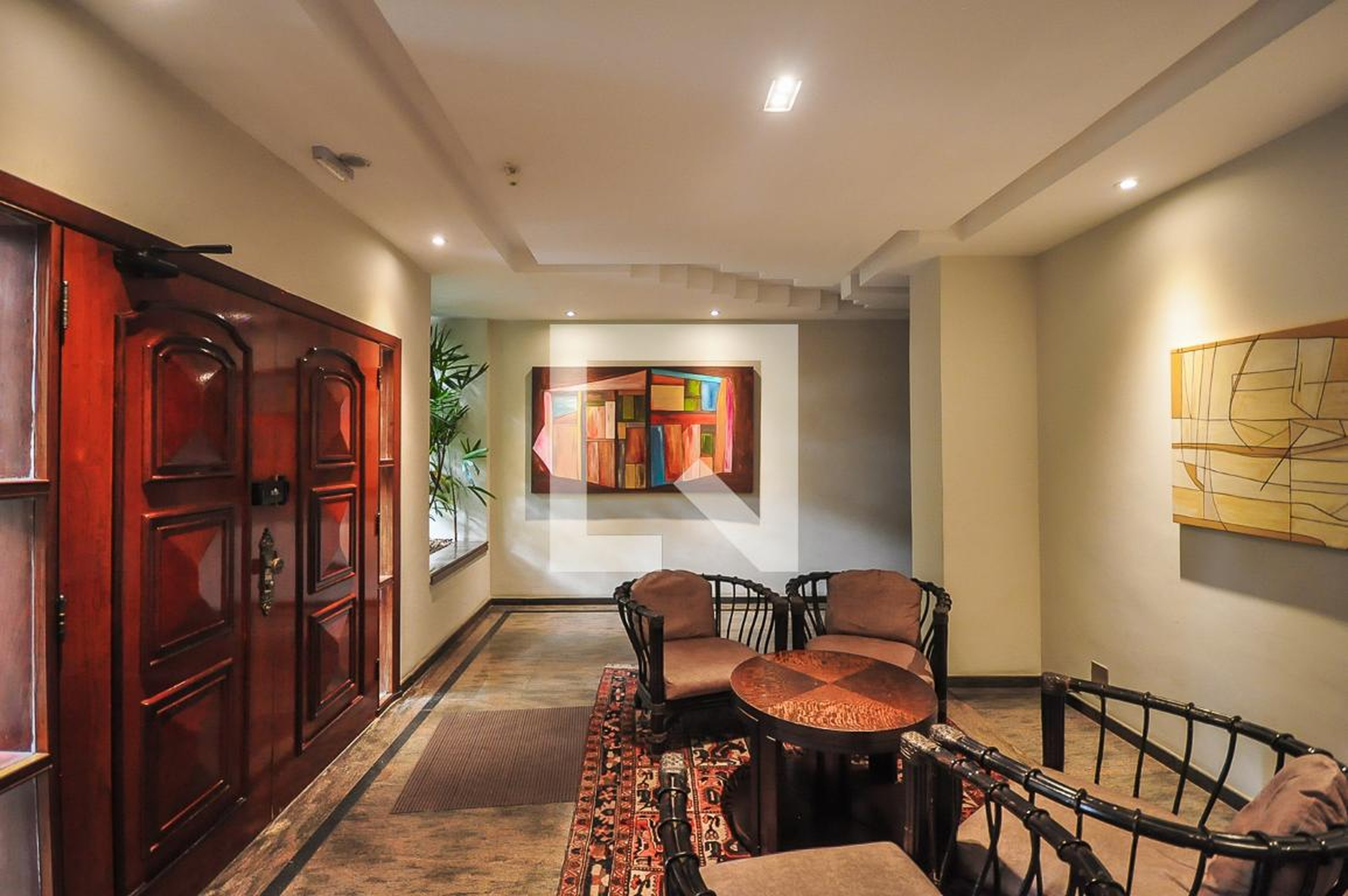 Hall Social - Renoir