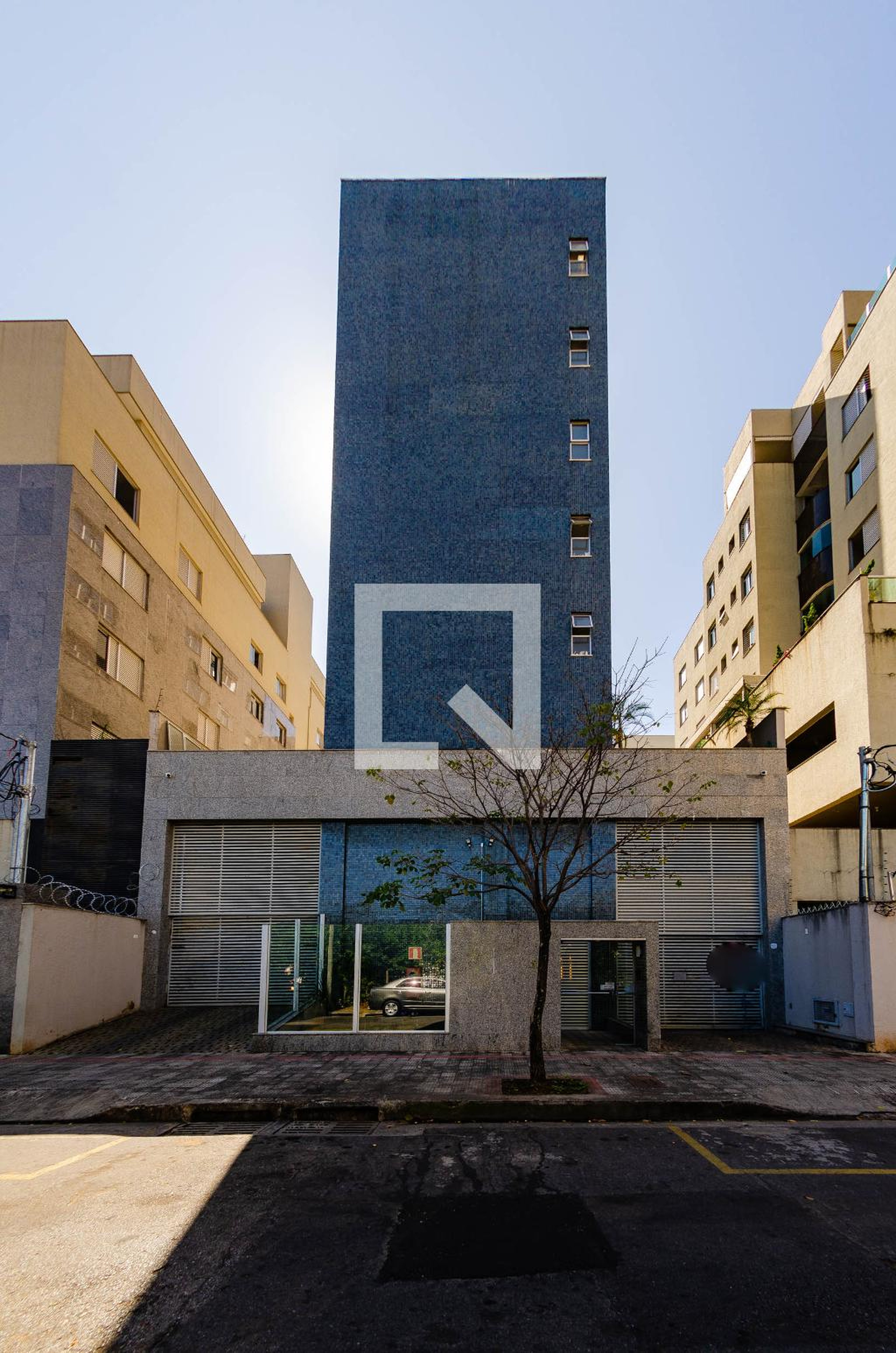 Fachada Condomínio em Rua Anita Garibaldi, 51
