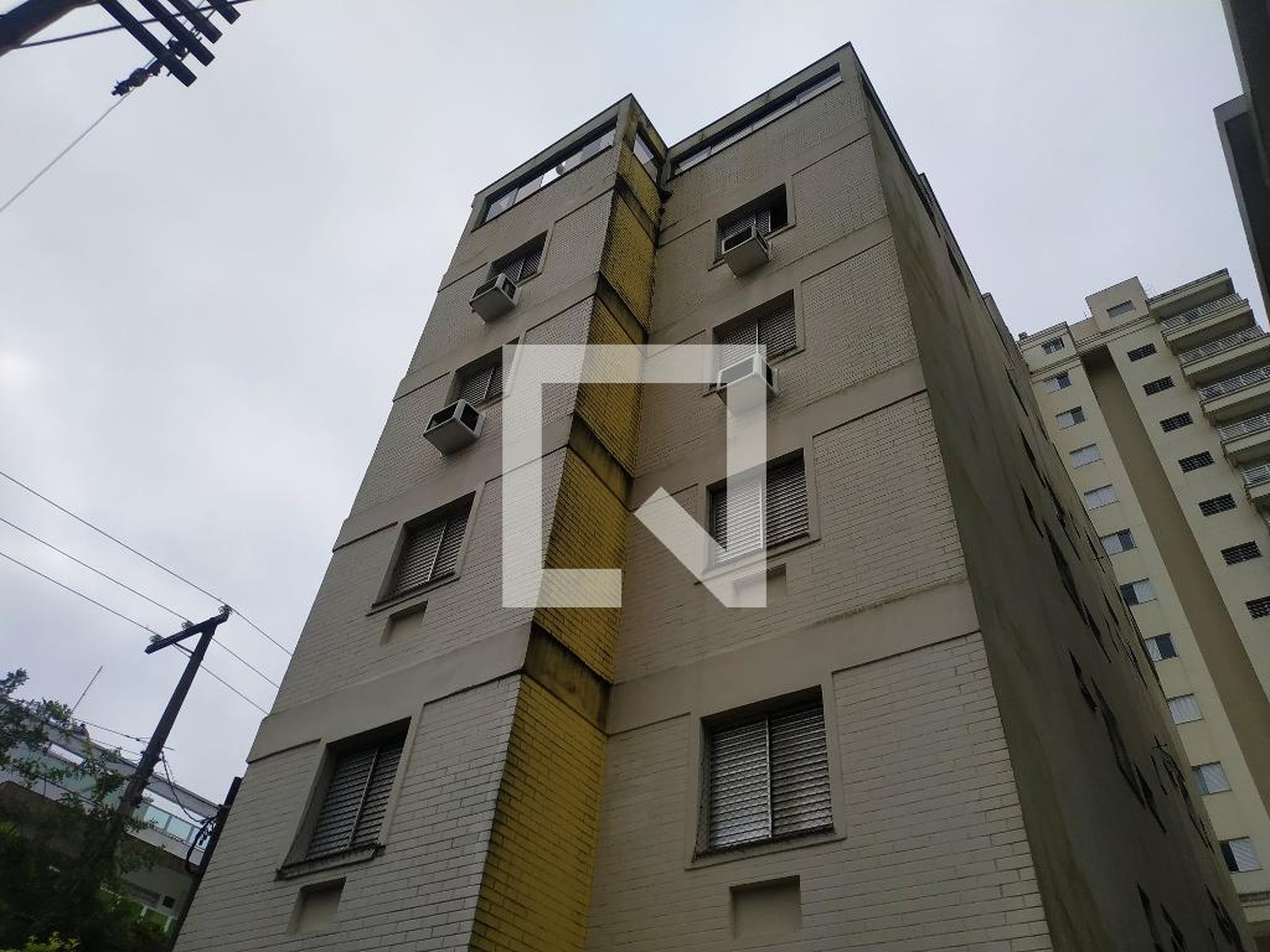 Fachada Condomínio em Rua José Ferreira Canaes Filho, 168