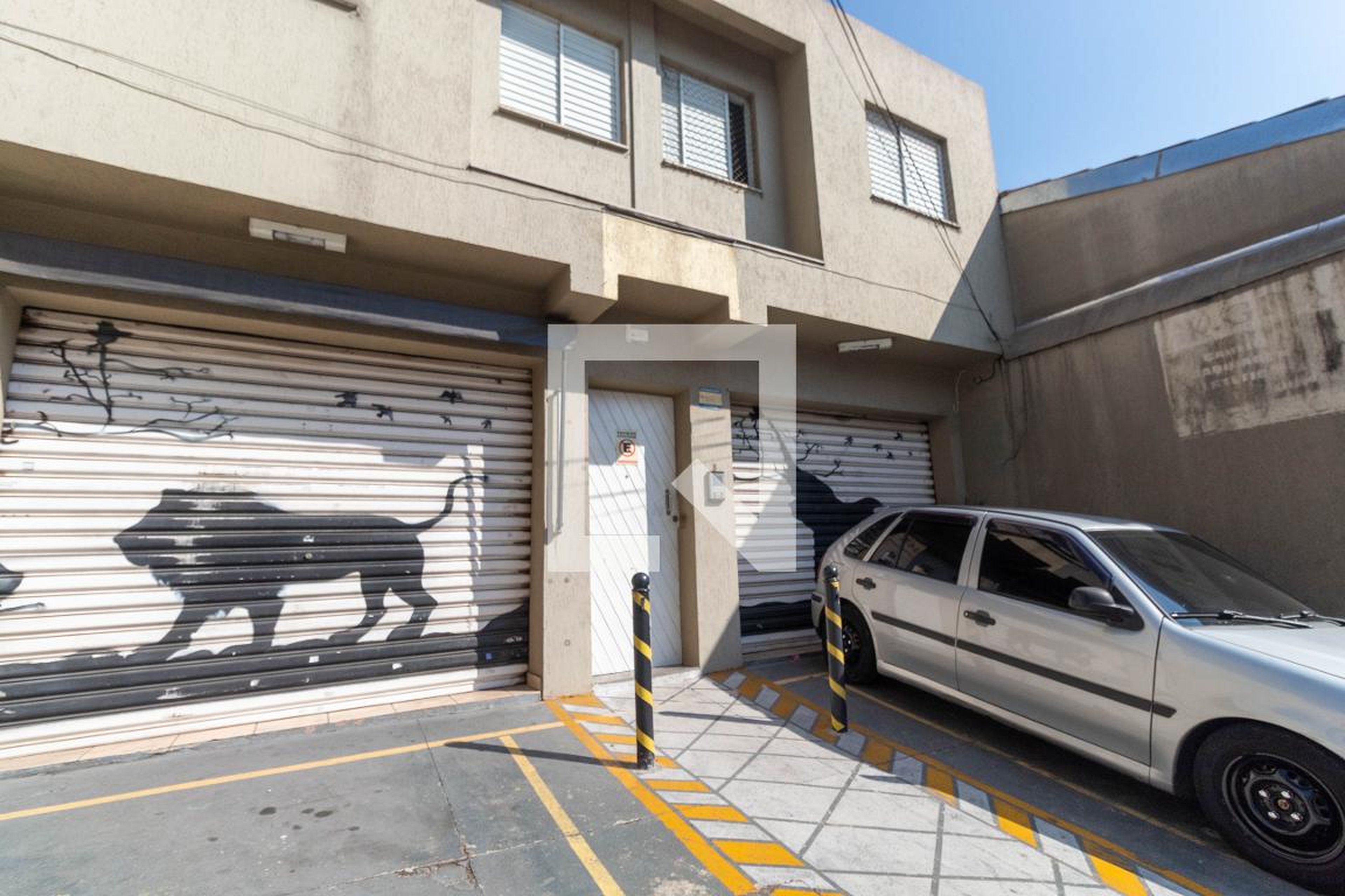 Fachada Condomínio em Rua Coronel Meireles, 843