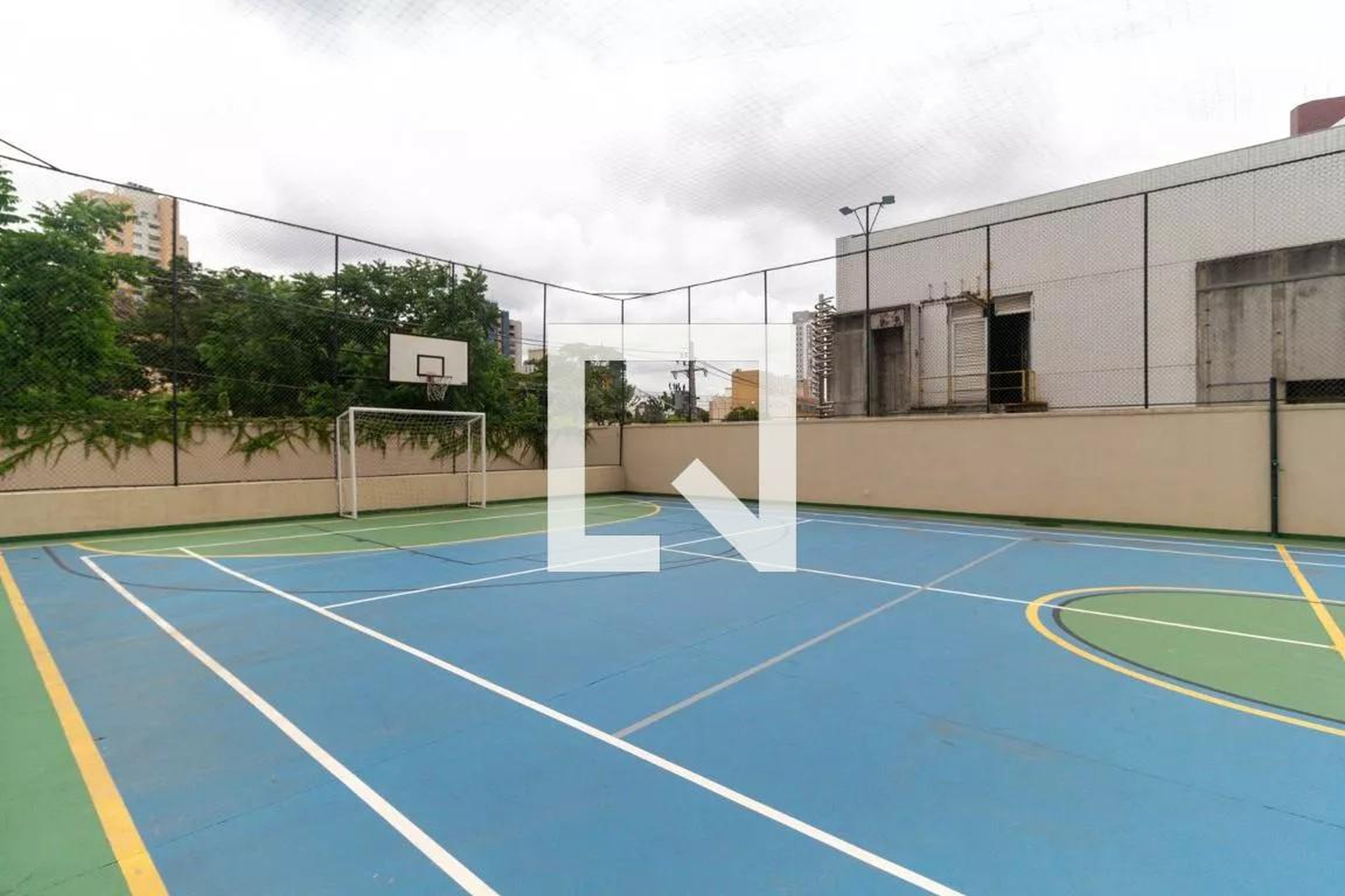 Quadra poliesportiva - Boulevard Bois de Boulogne