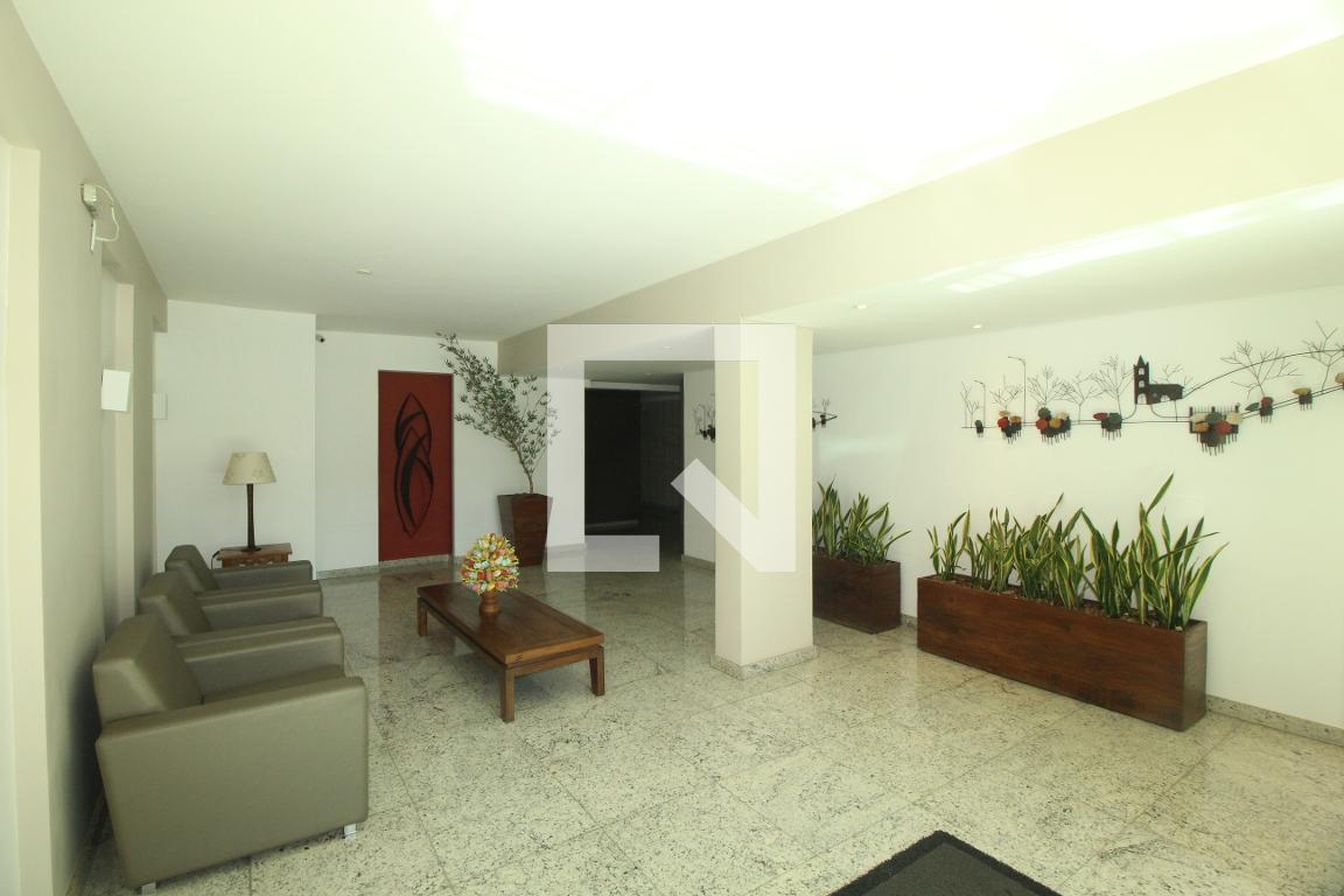 Hall social Condomínio em Rua Mirabela, 37