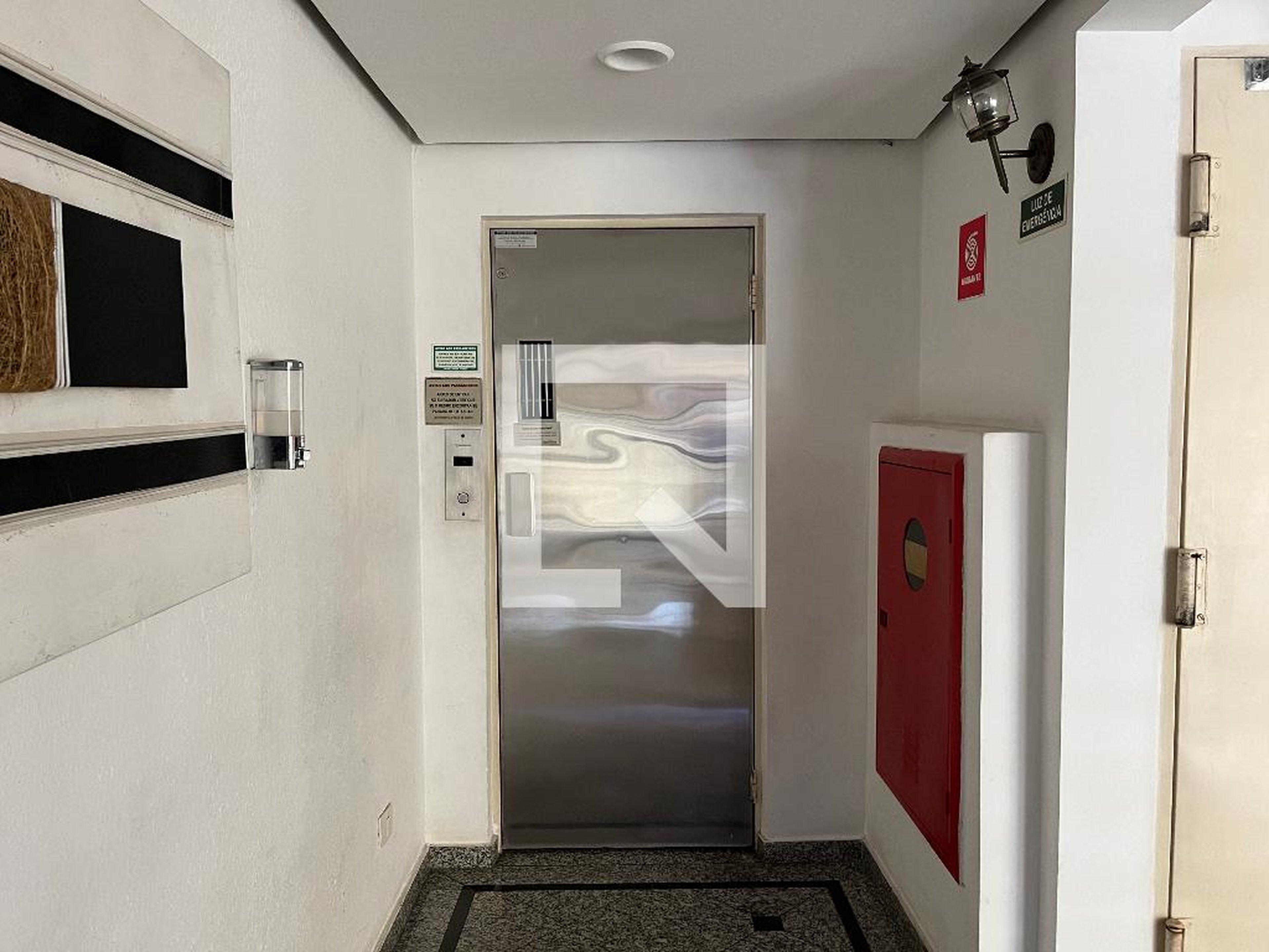 Elevador - Edifício Parati