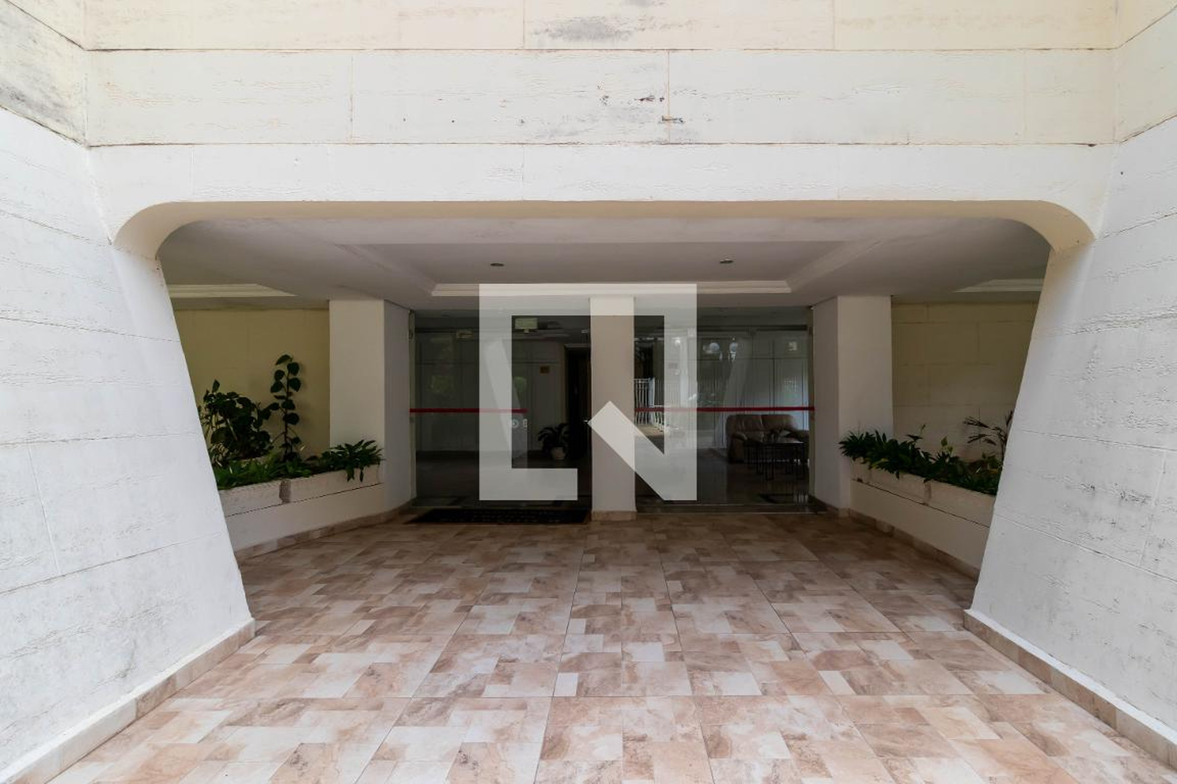 Hall Social - Rosa D Elite