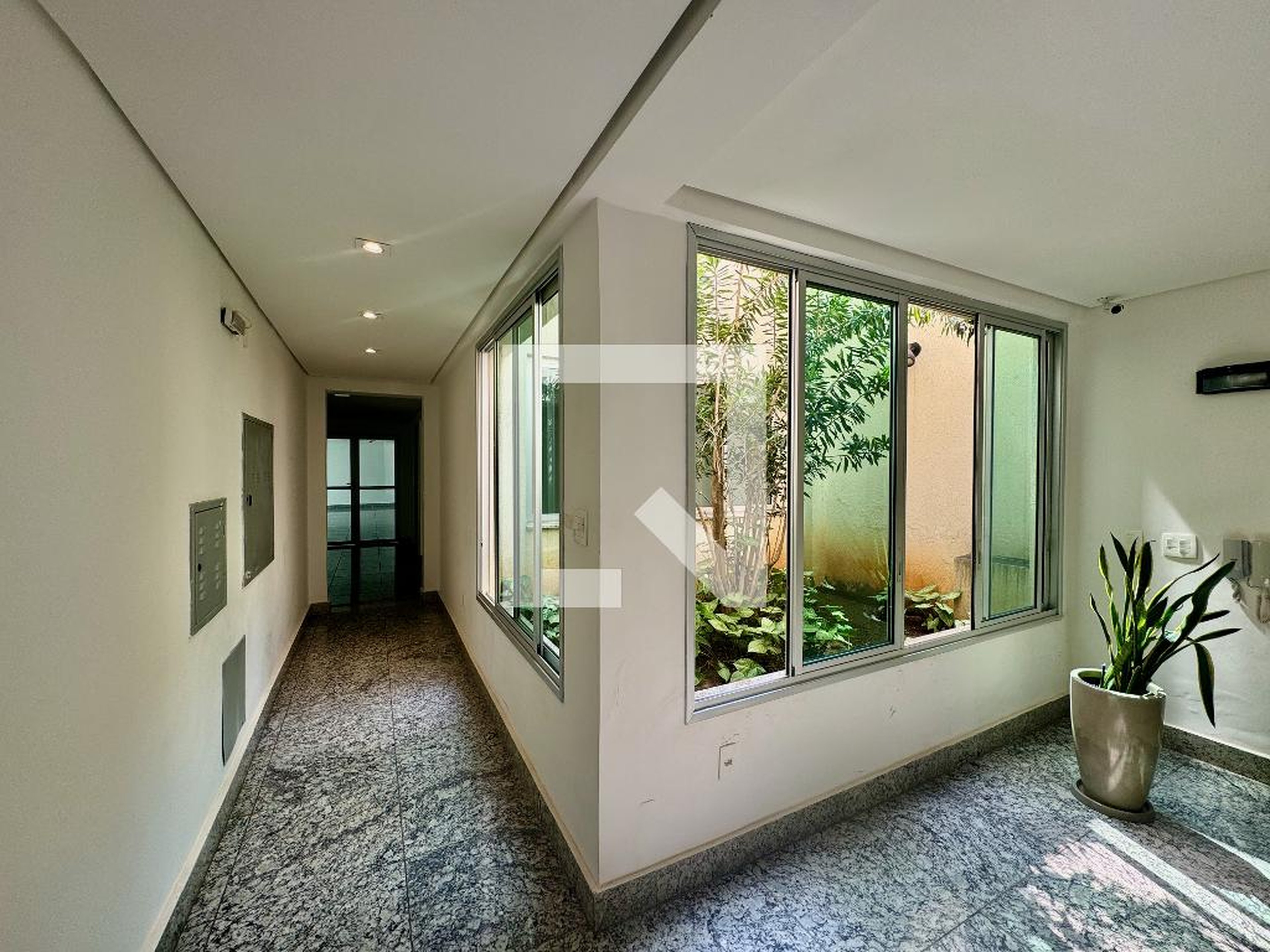 hall - Ed. Residencial Altav