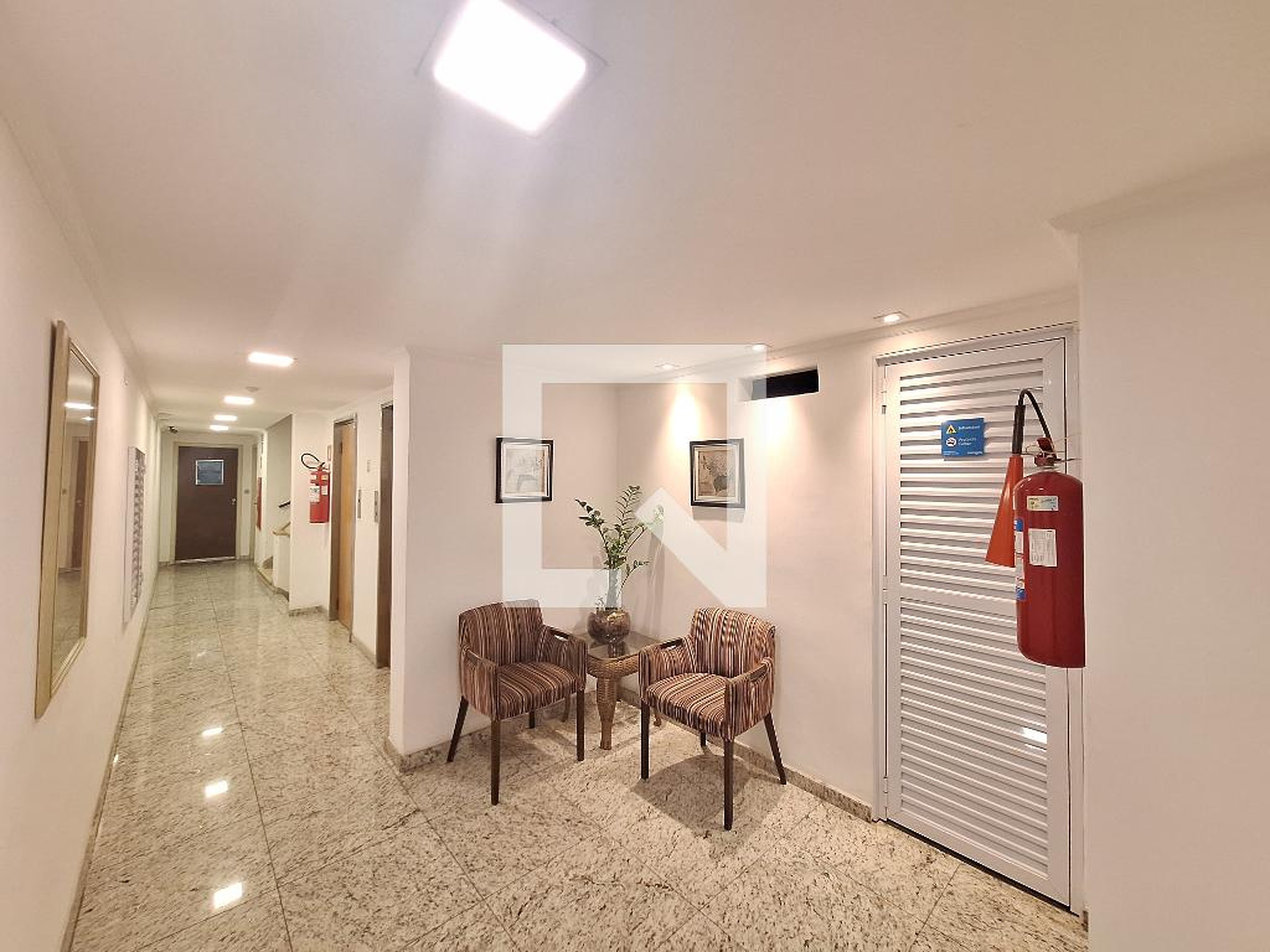 Hall - Edifício Fradique Coutinho