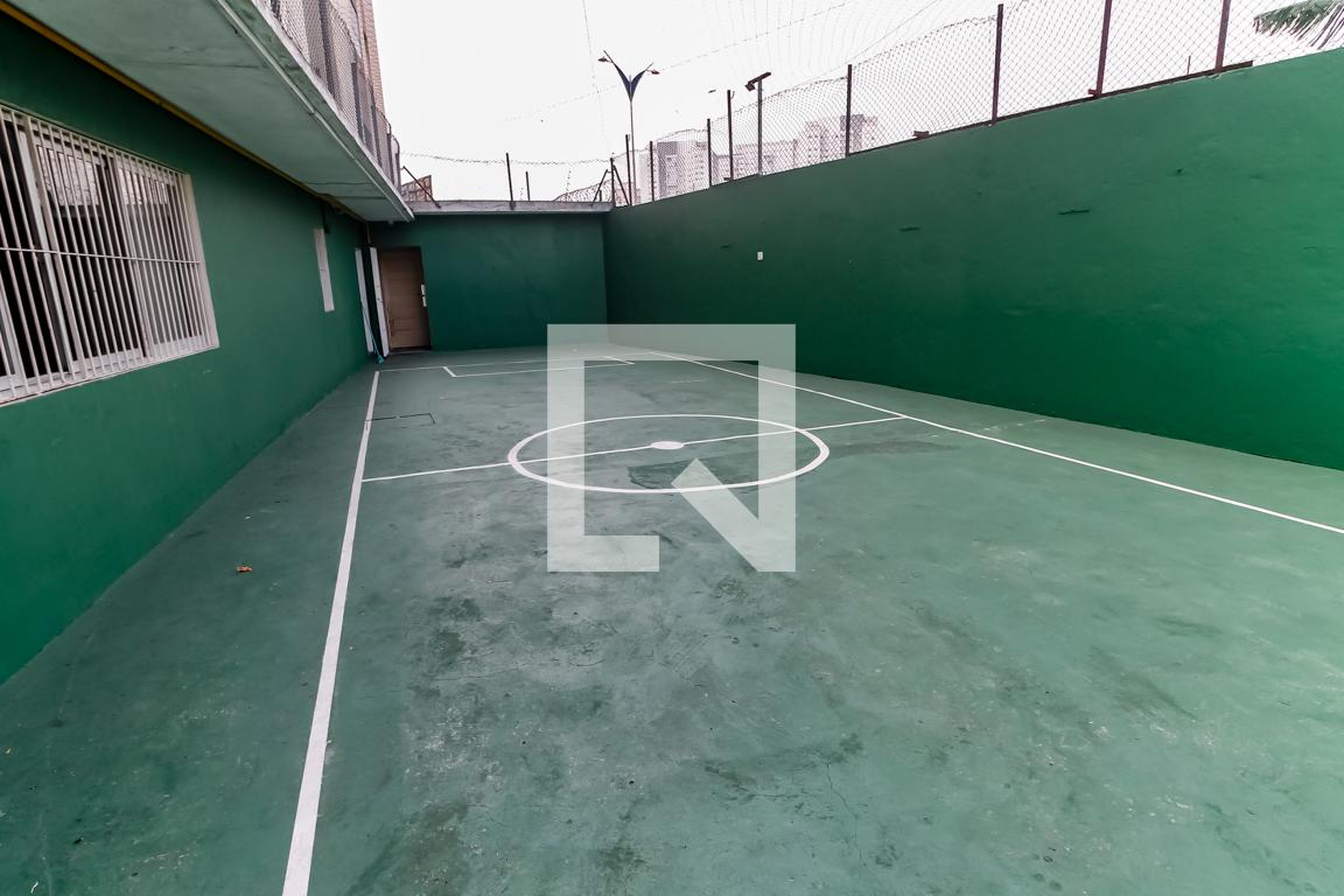 Quadra Esportiva - Edifício Laurita e Mari