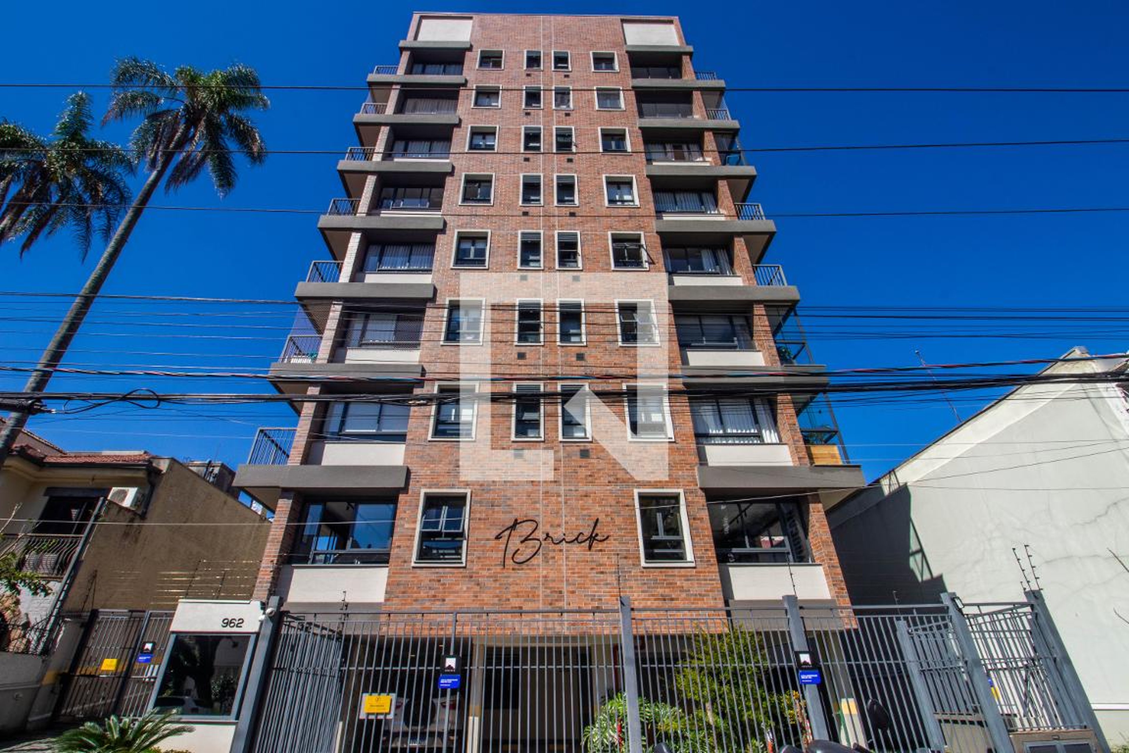 Fachada Condomínio Brick 962