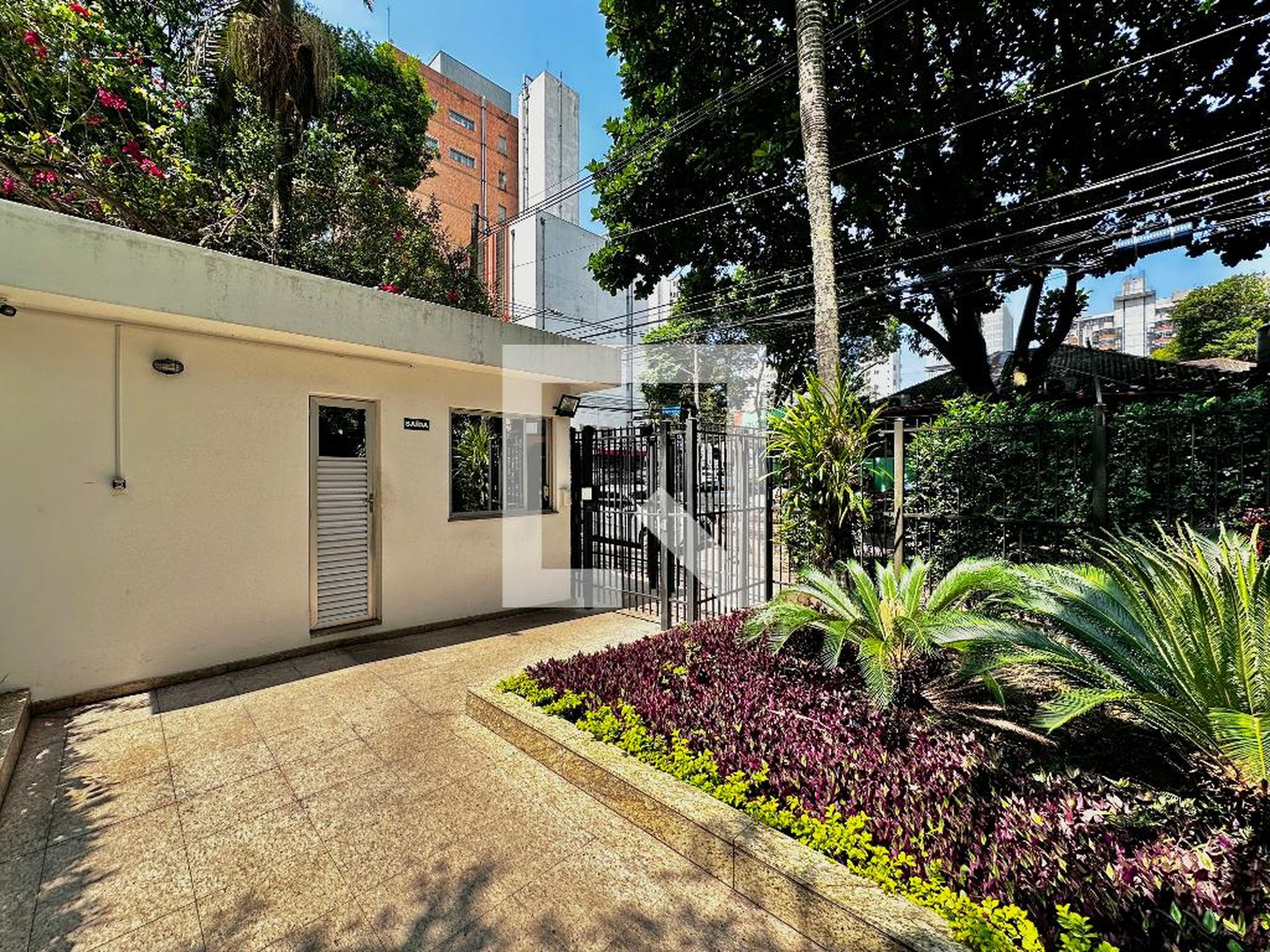 Entrada - Edifício Arpoador