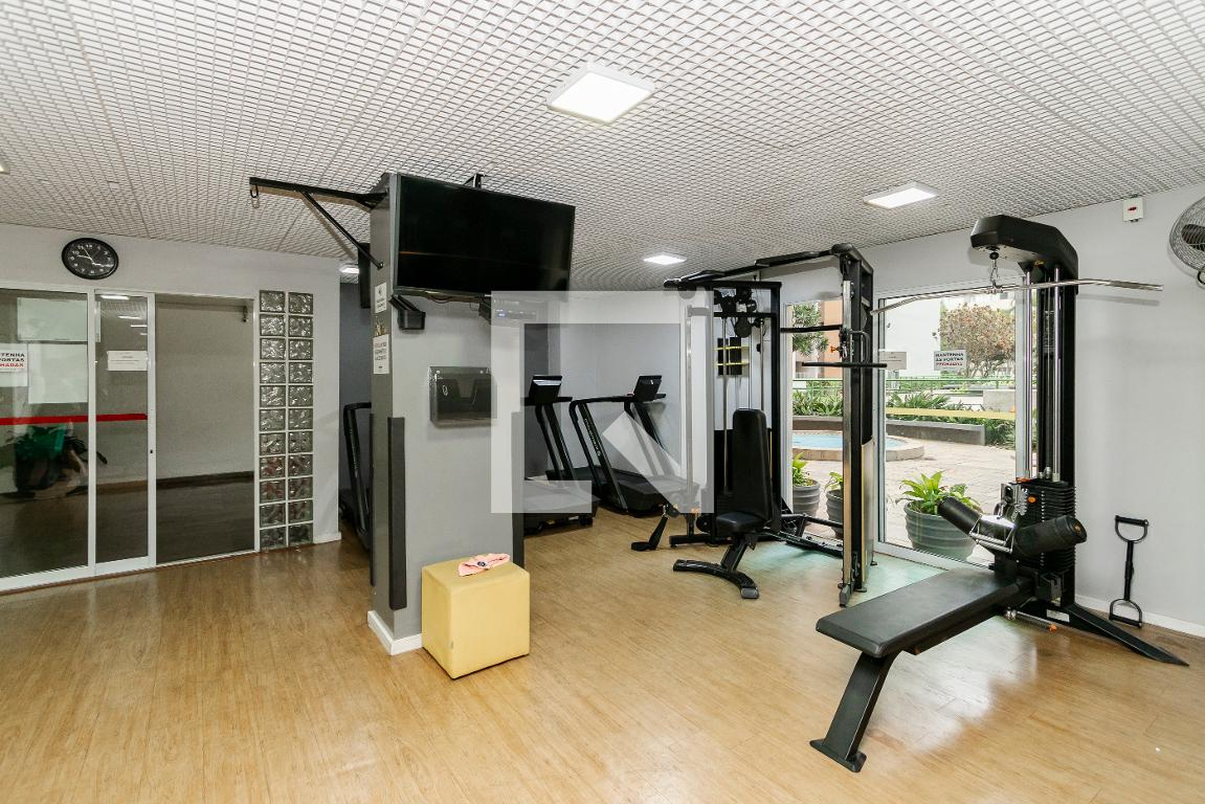 Academia - Esplanada Granja Julieta