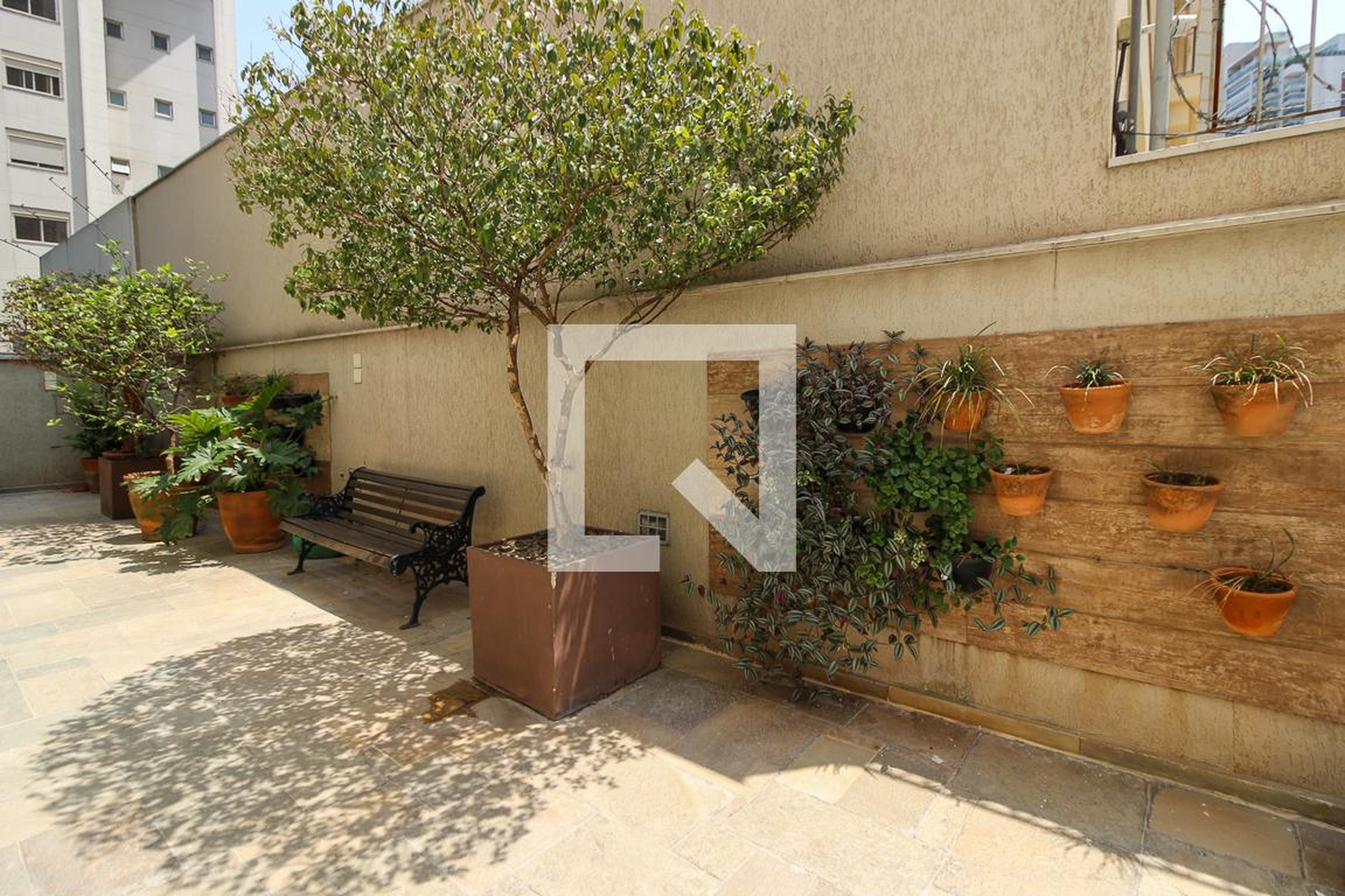 Área comum - Alcino Braga