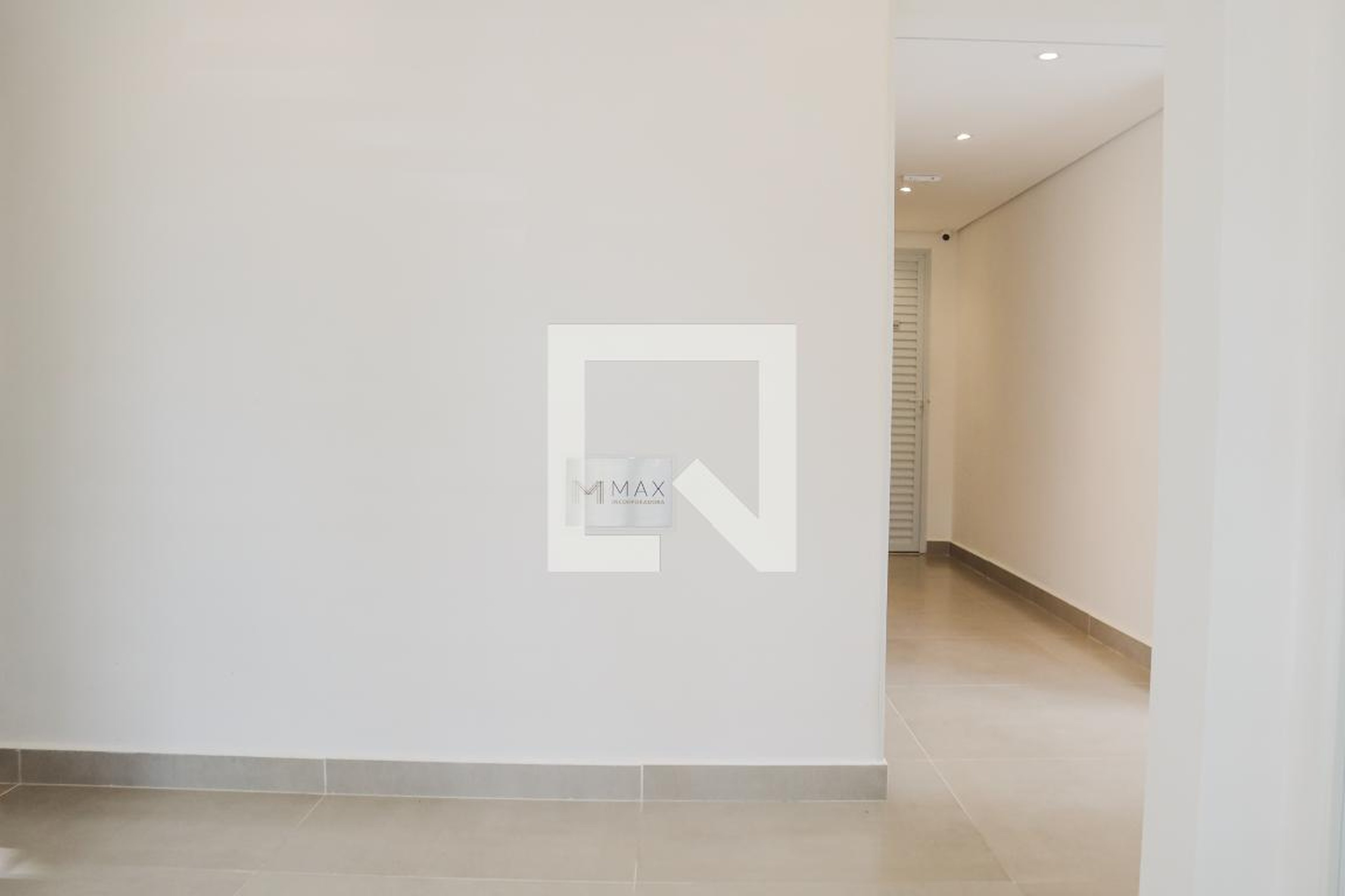 Hall de entrada - Max Paulicéia