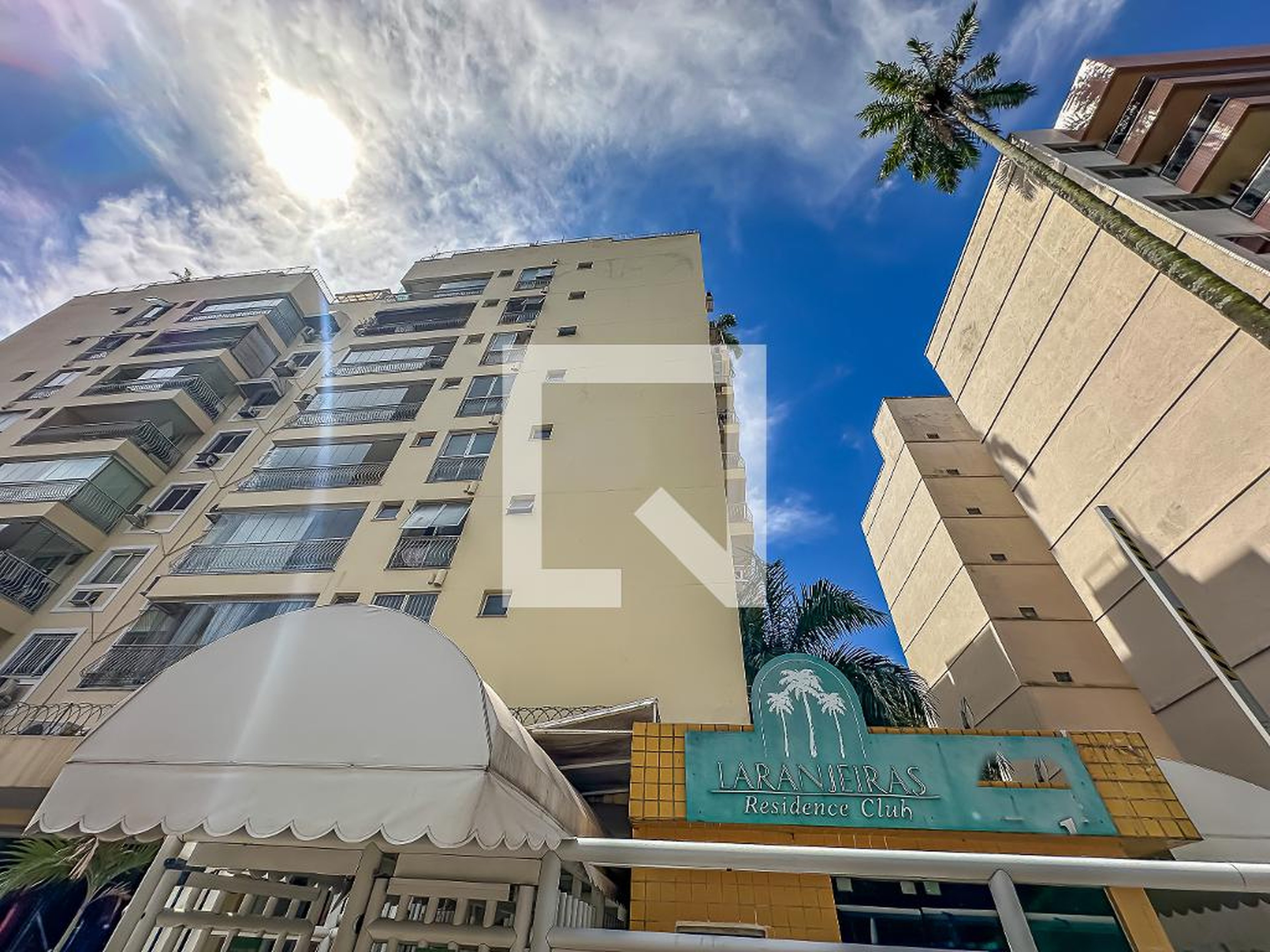 Fachada Edifício Residence Laranjeira Club