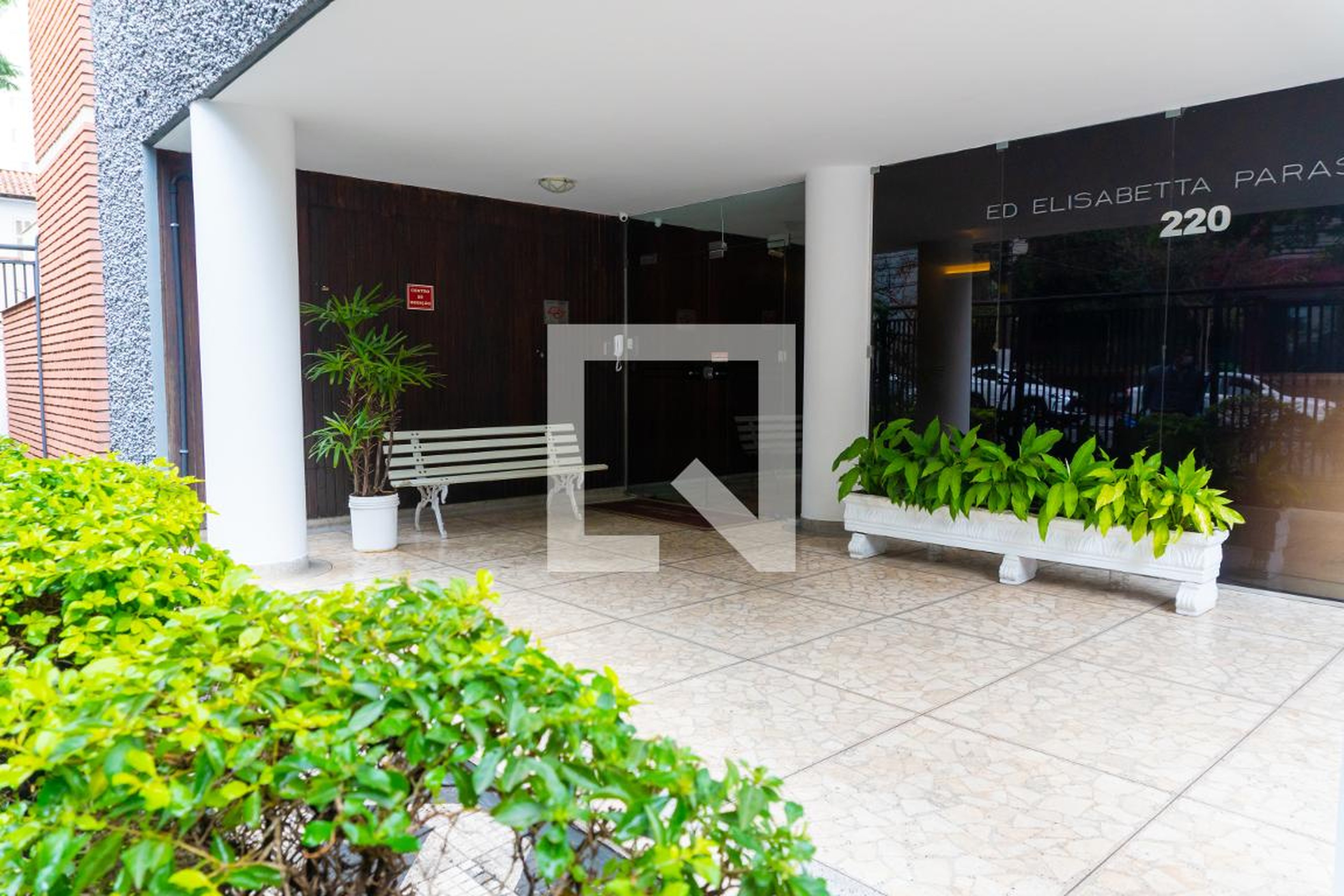 Hall de entrada - Elisabetta Parasmo