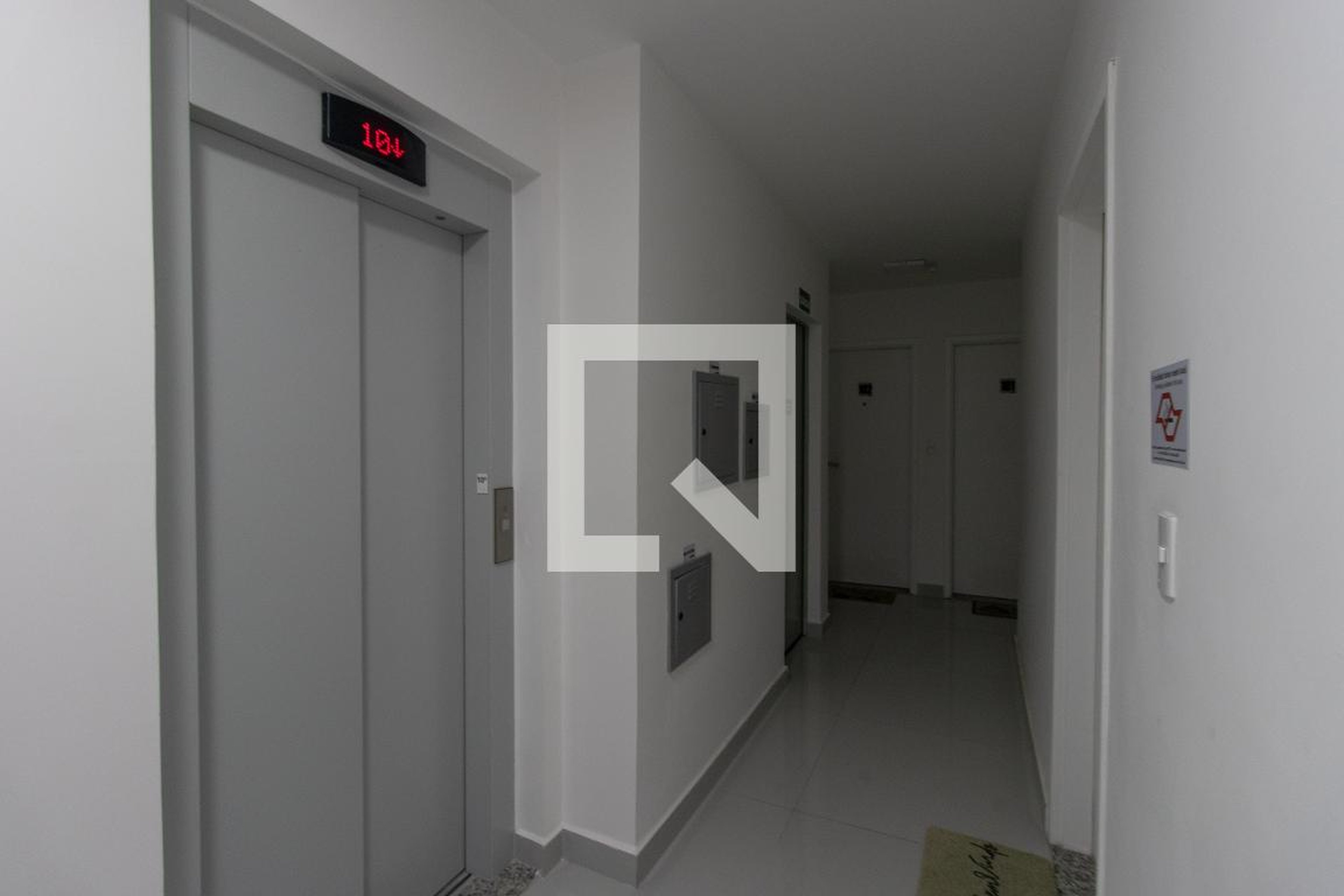 Elevador - Max Enotria