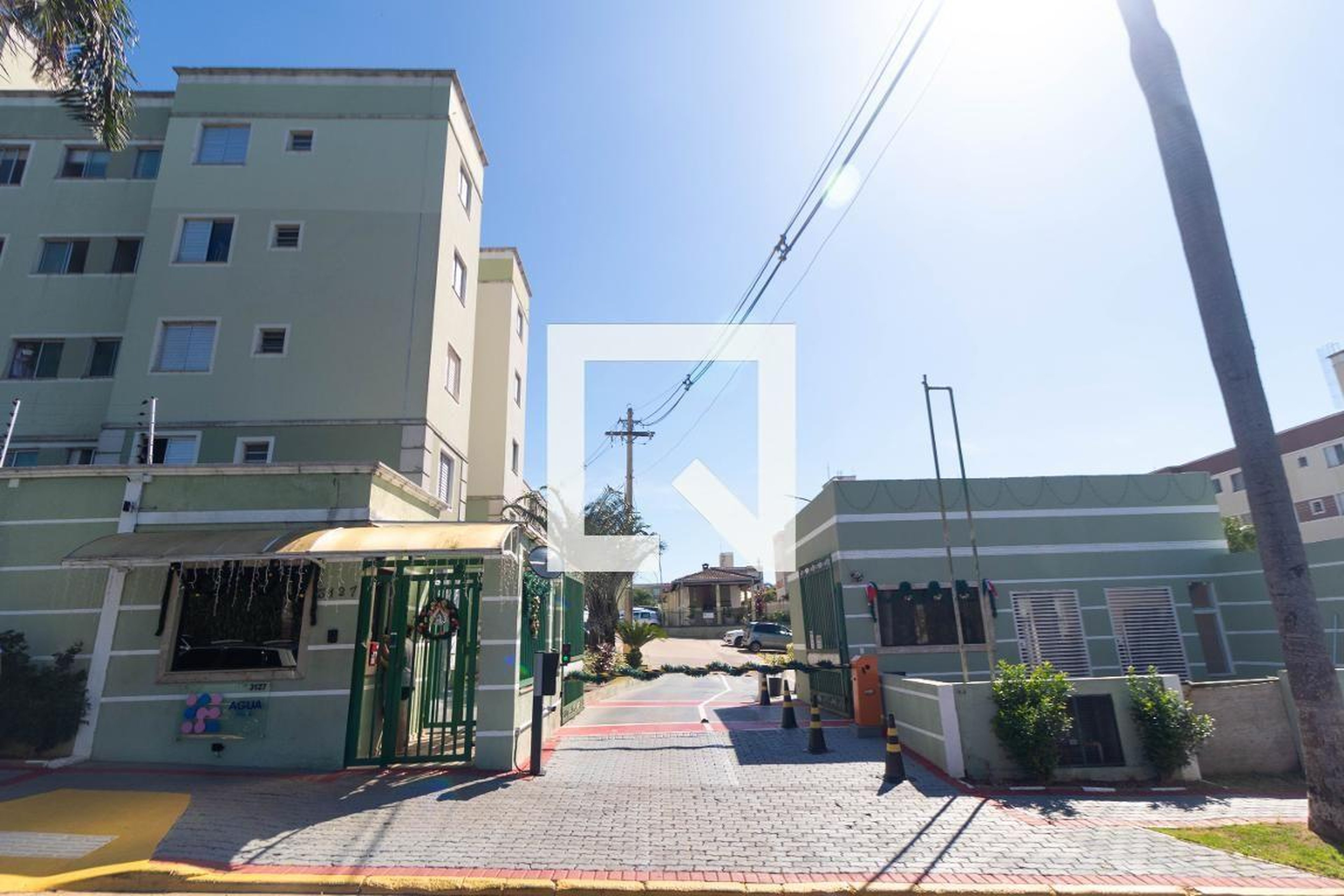 Fachada do Condomínio Condomínio em Avenida São José dos Campos, 127