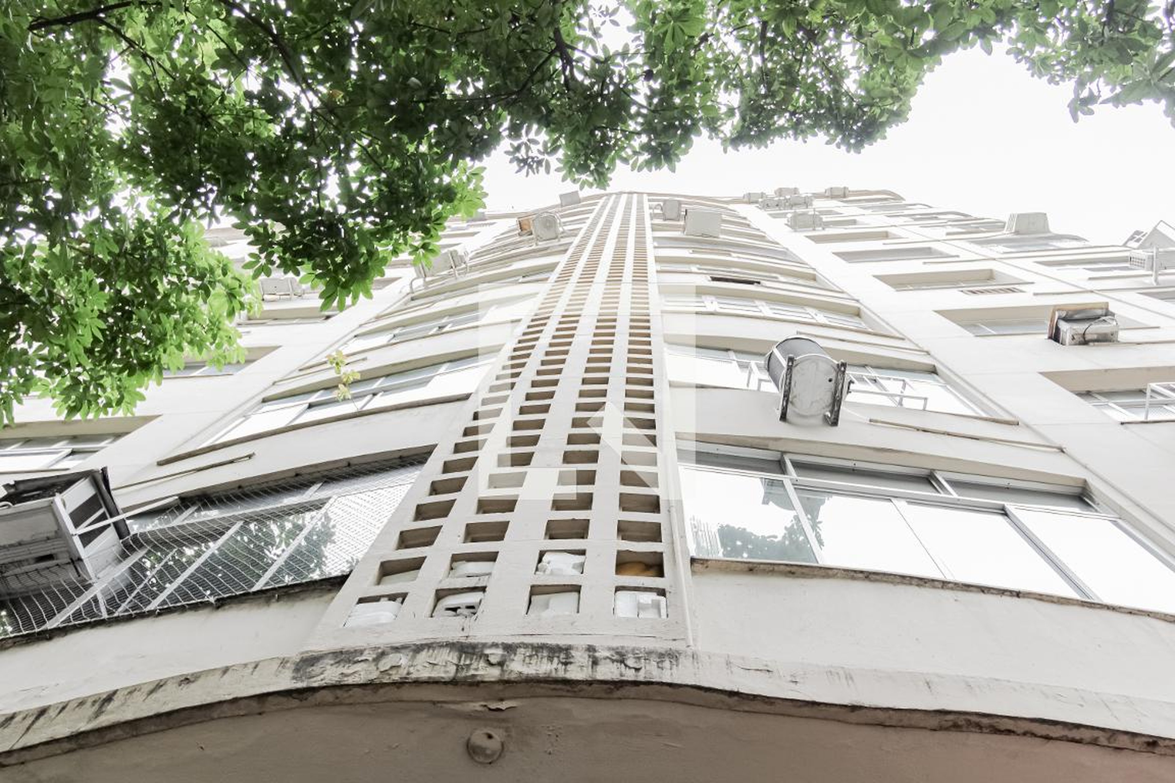 Fachada do Prédio Condomínio Santa Cruz