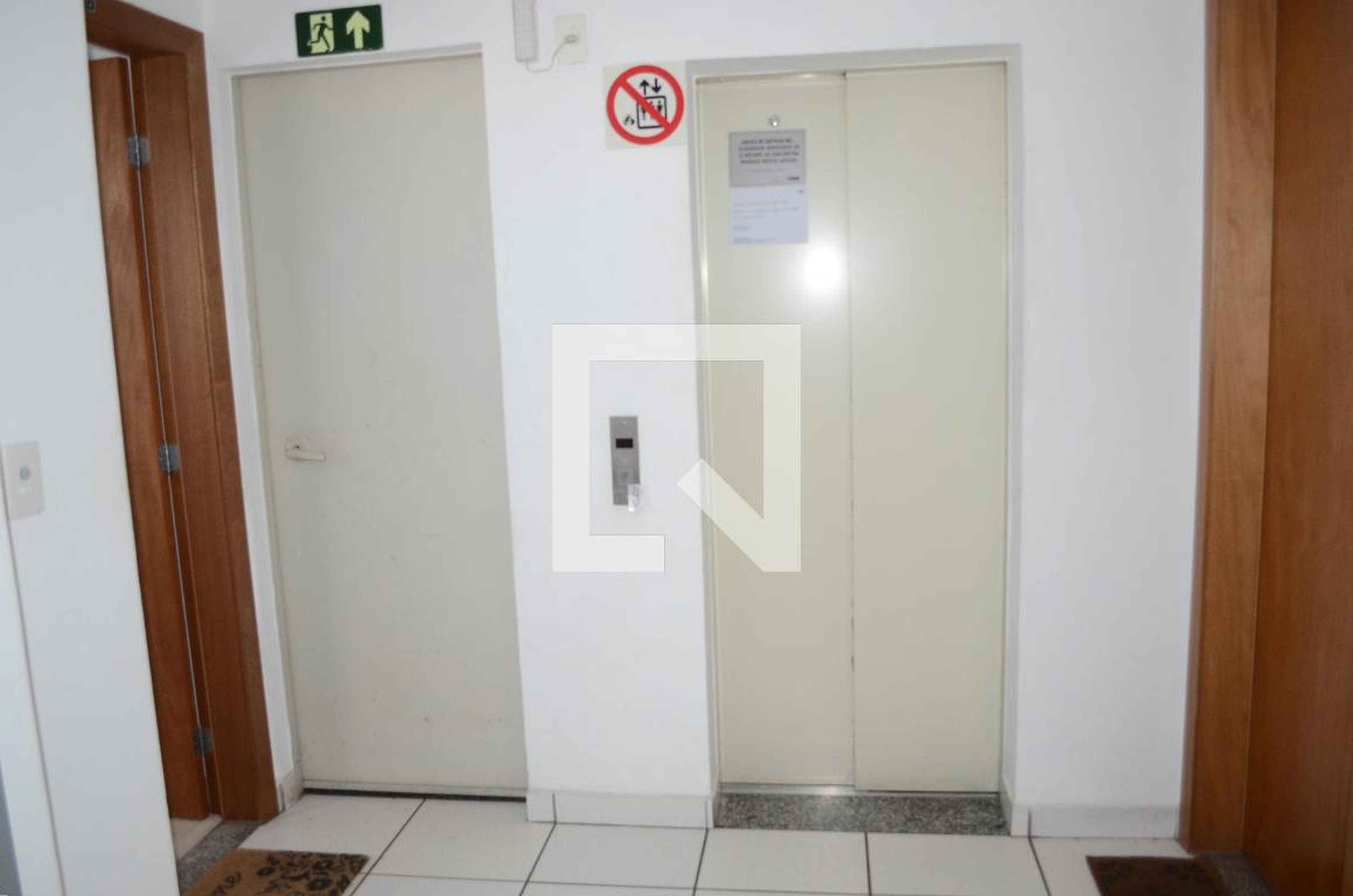 Elevador - Residencial Karmell