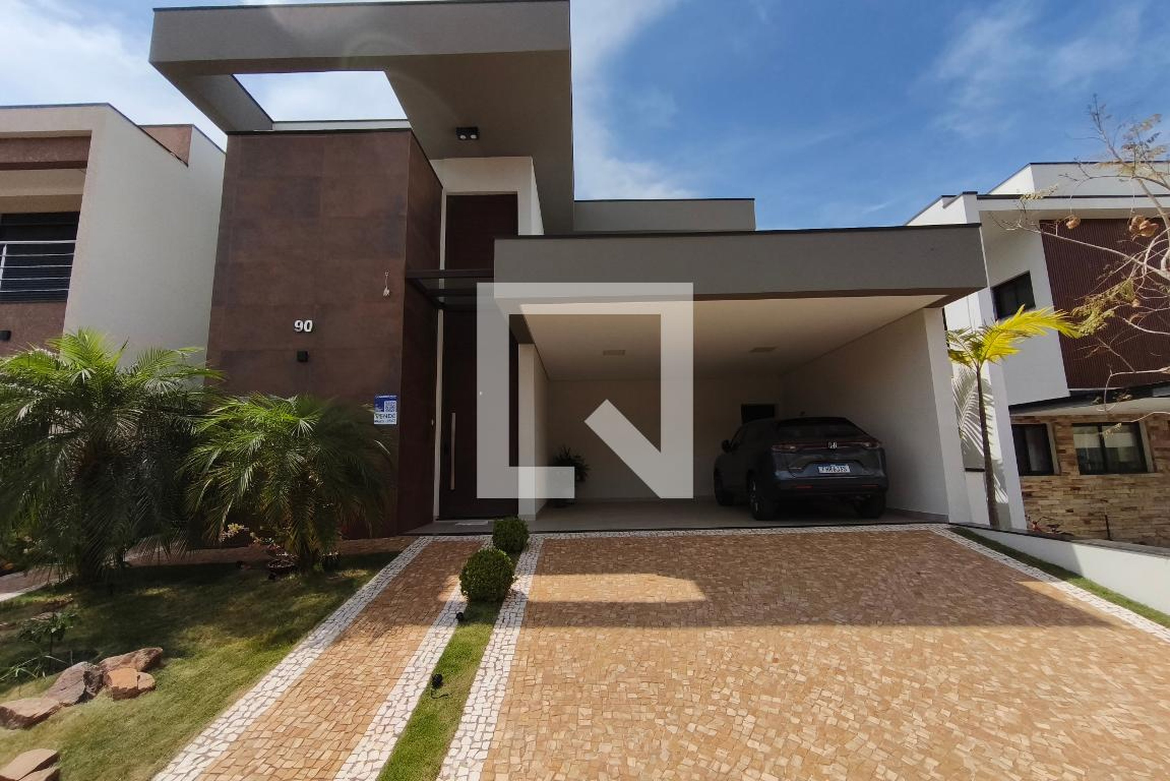 Fachada Condomínio em Rua Cecília de Godoy Camargo, 90