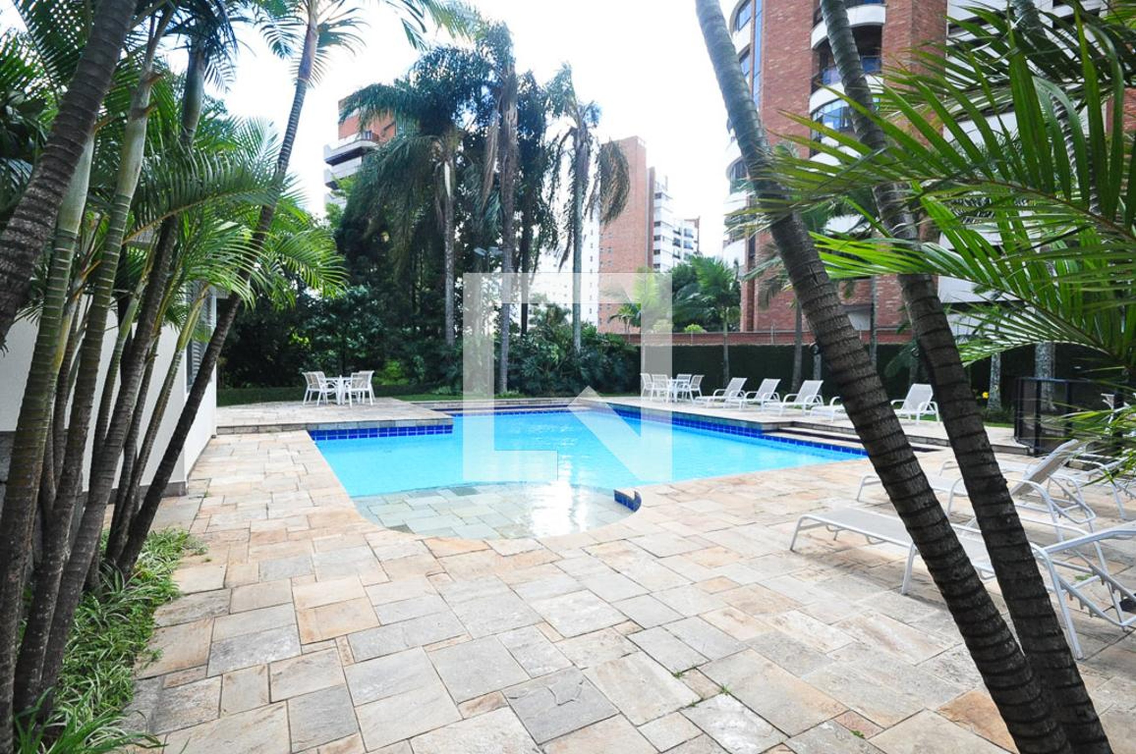 Piscina - GUARÁ