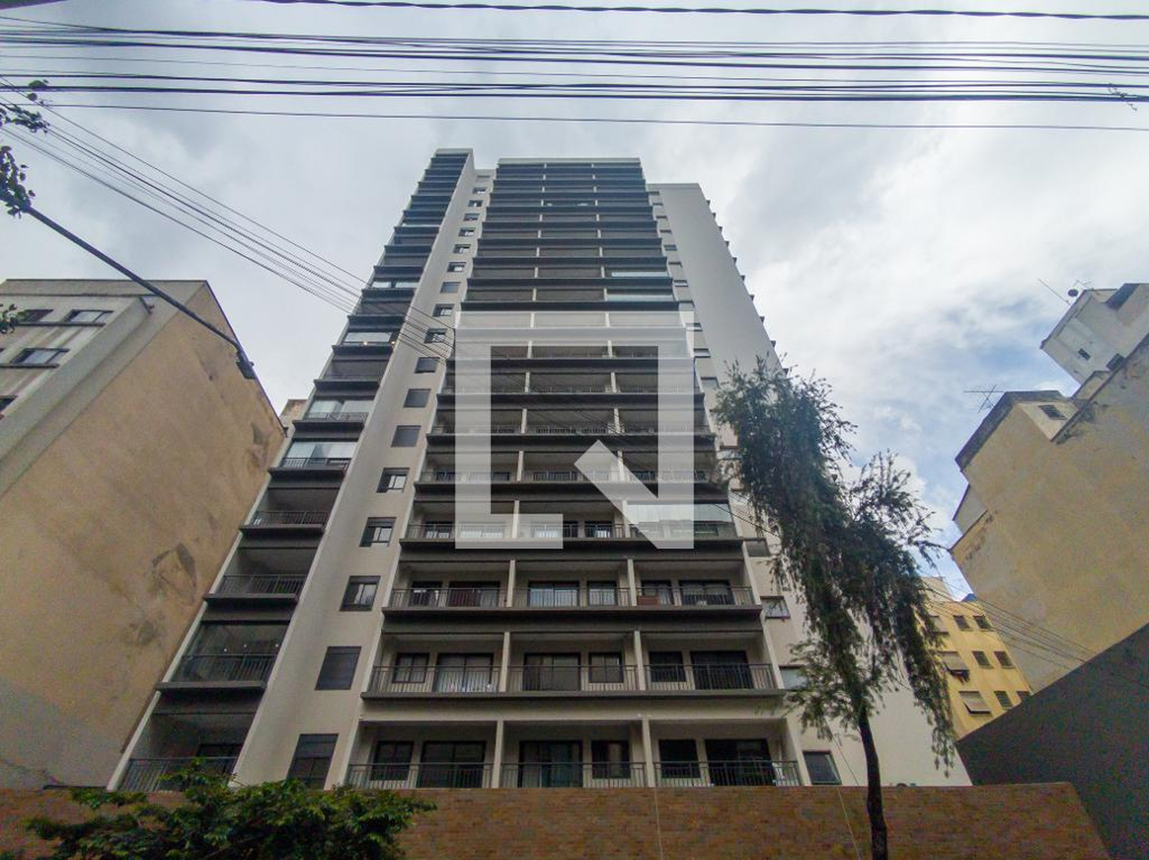 Fachada do Prédio Condomínio em Rua Rego Freitas, 62