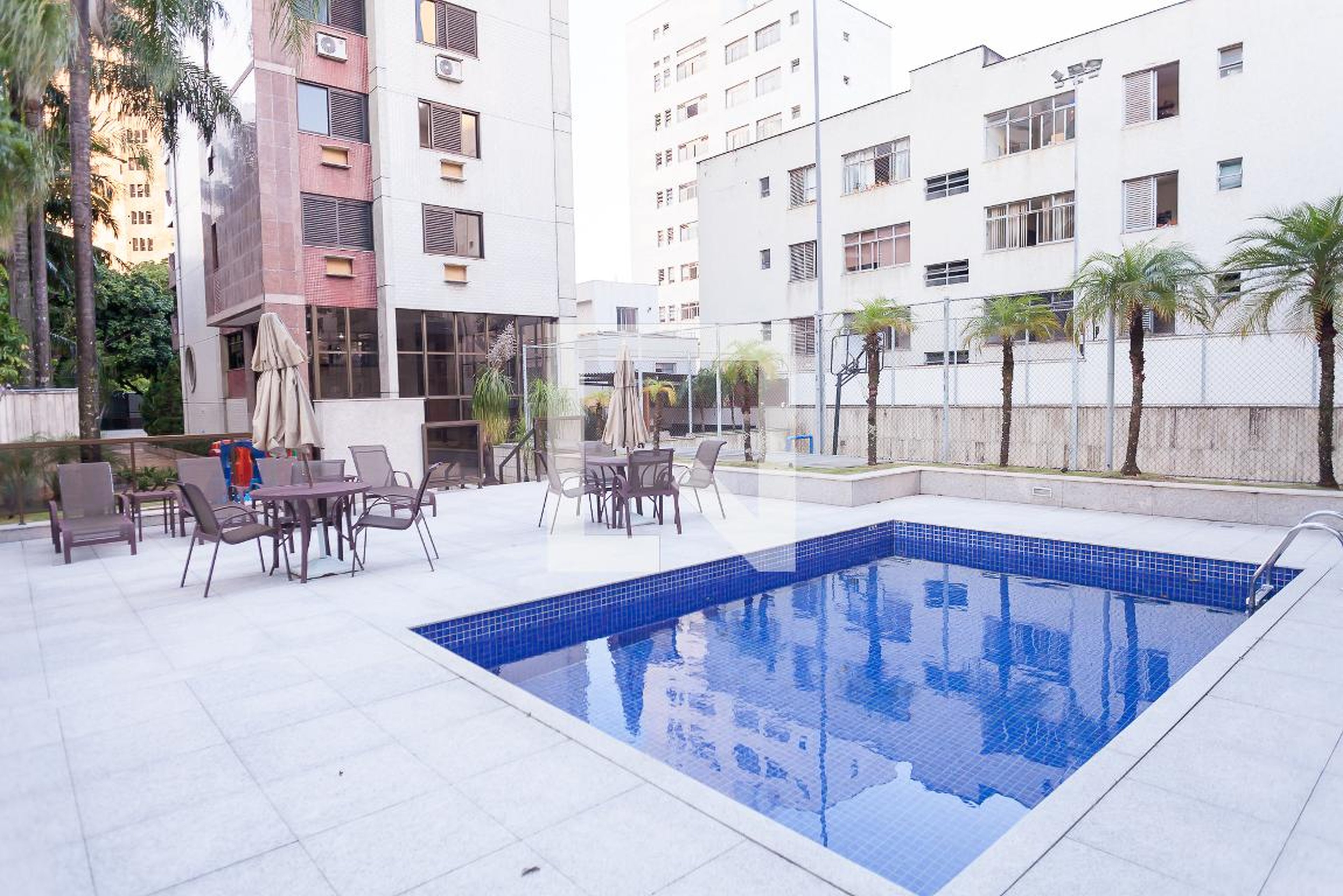 Piscina - Edifício Antonello da Messina