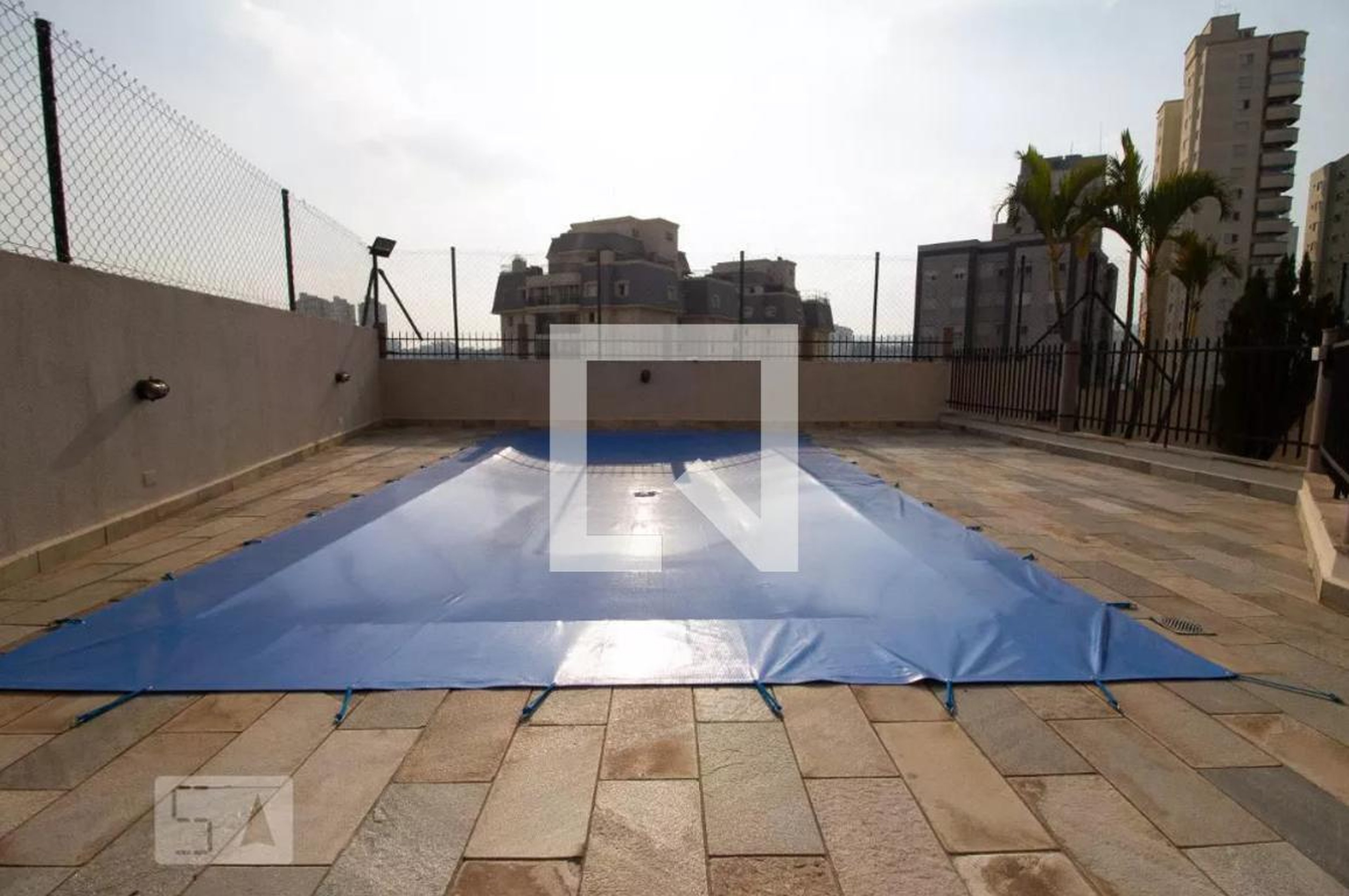 Piscina - Edifício Jardim Paraíso
