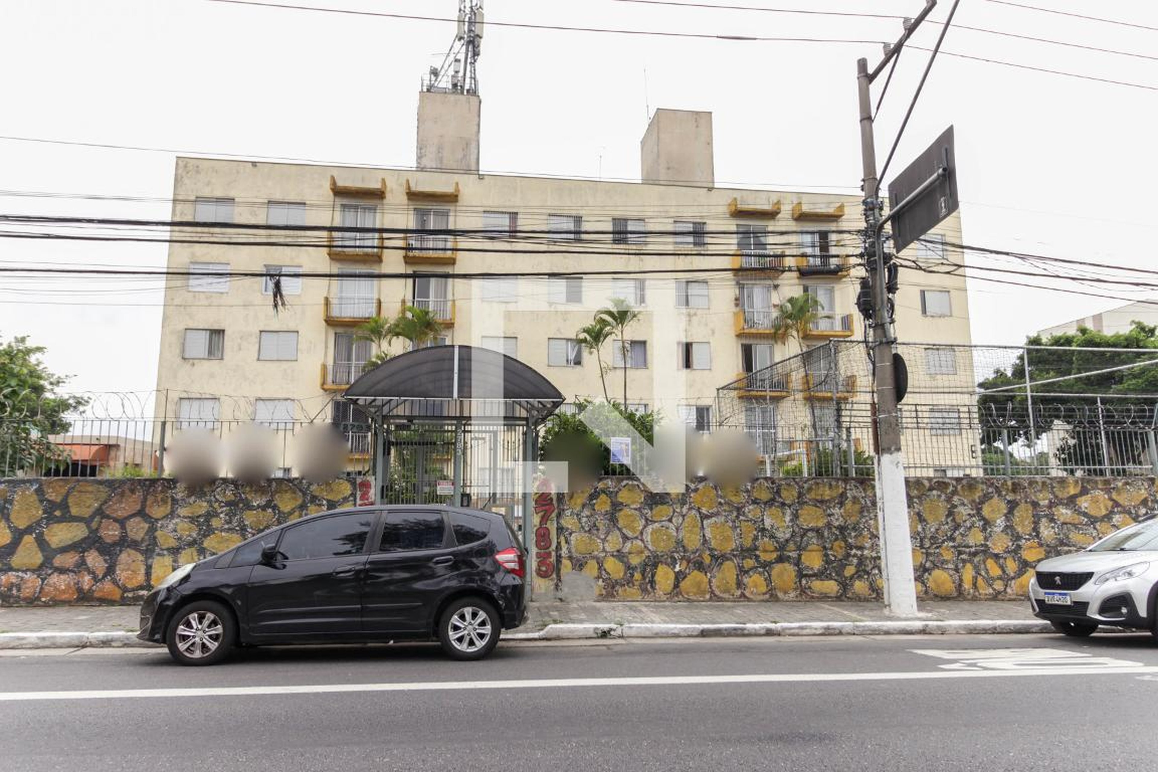 Fachada do Prédio Condomínio em Avenida Imperador, 2783