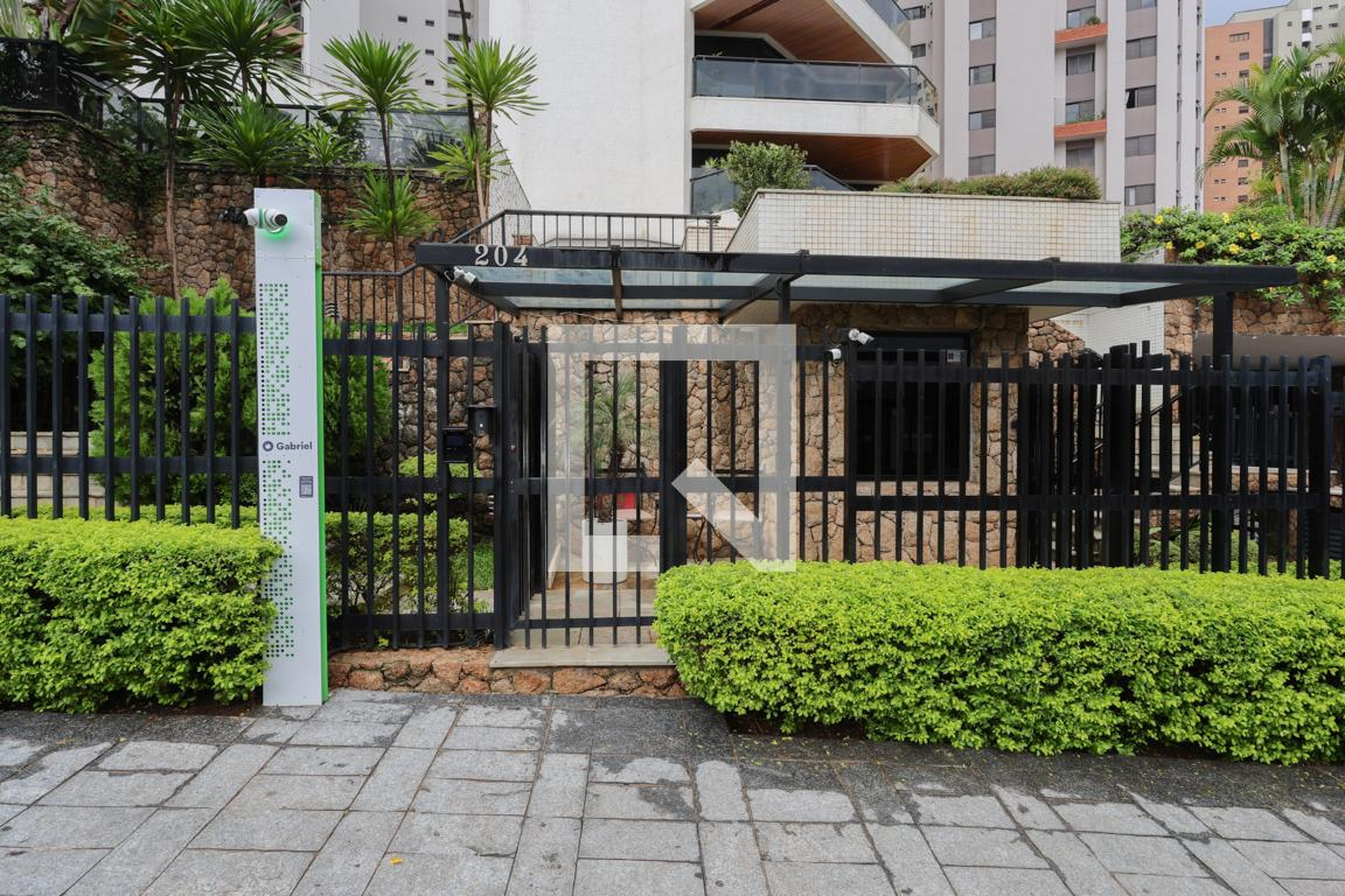 Fachada do condomínio Edifício Maison D'Or