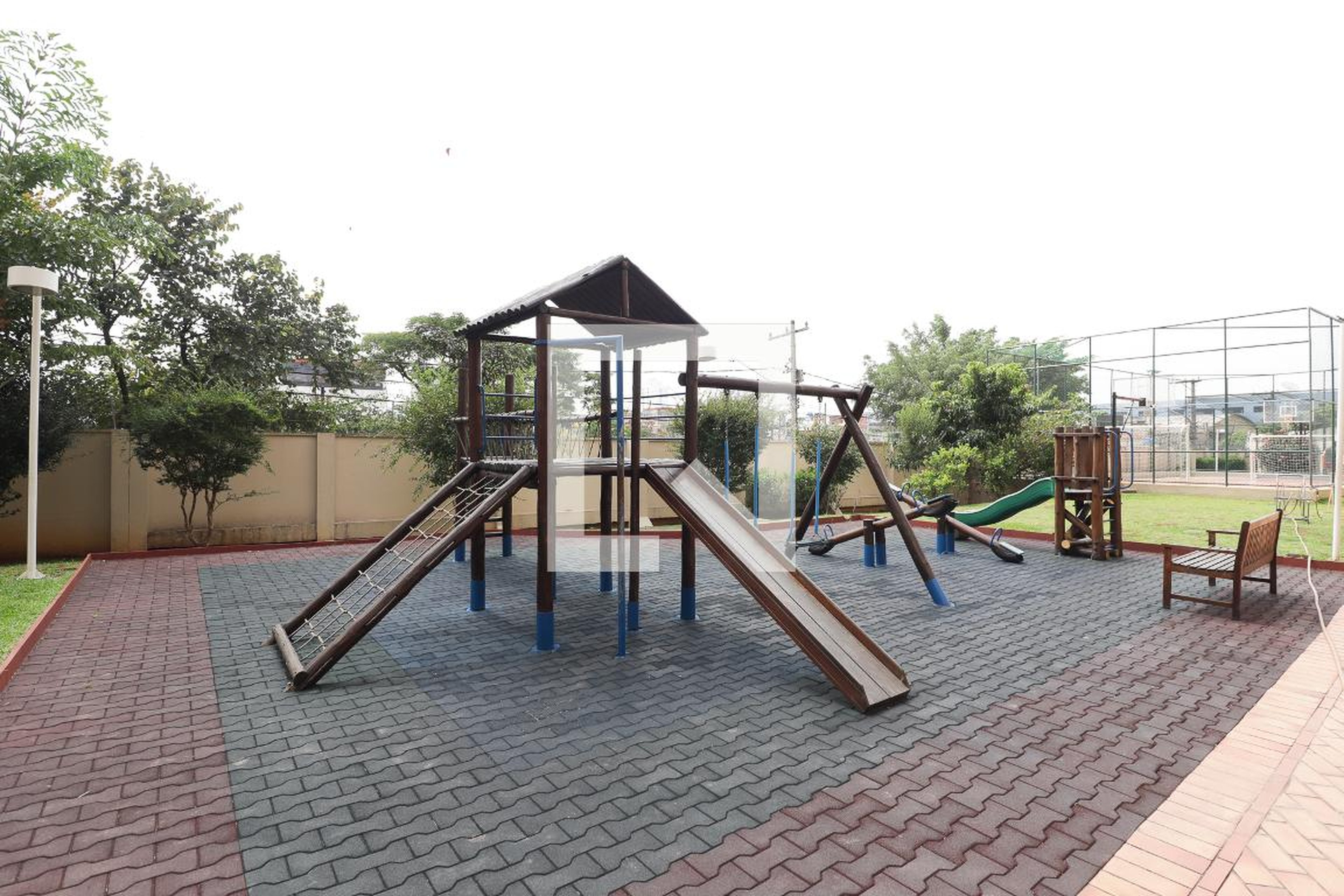 Playground - Bella Vita I