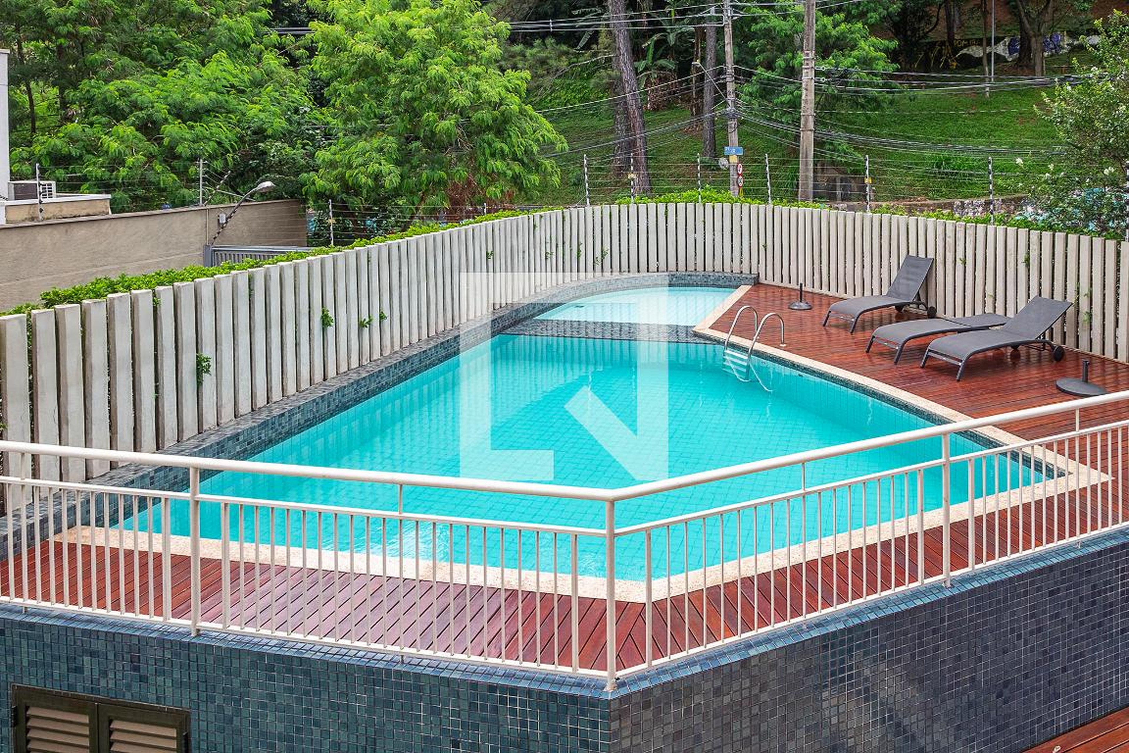 Piscina - Praça dos Pinheiros