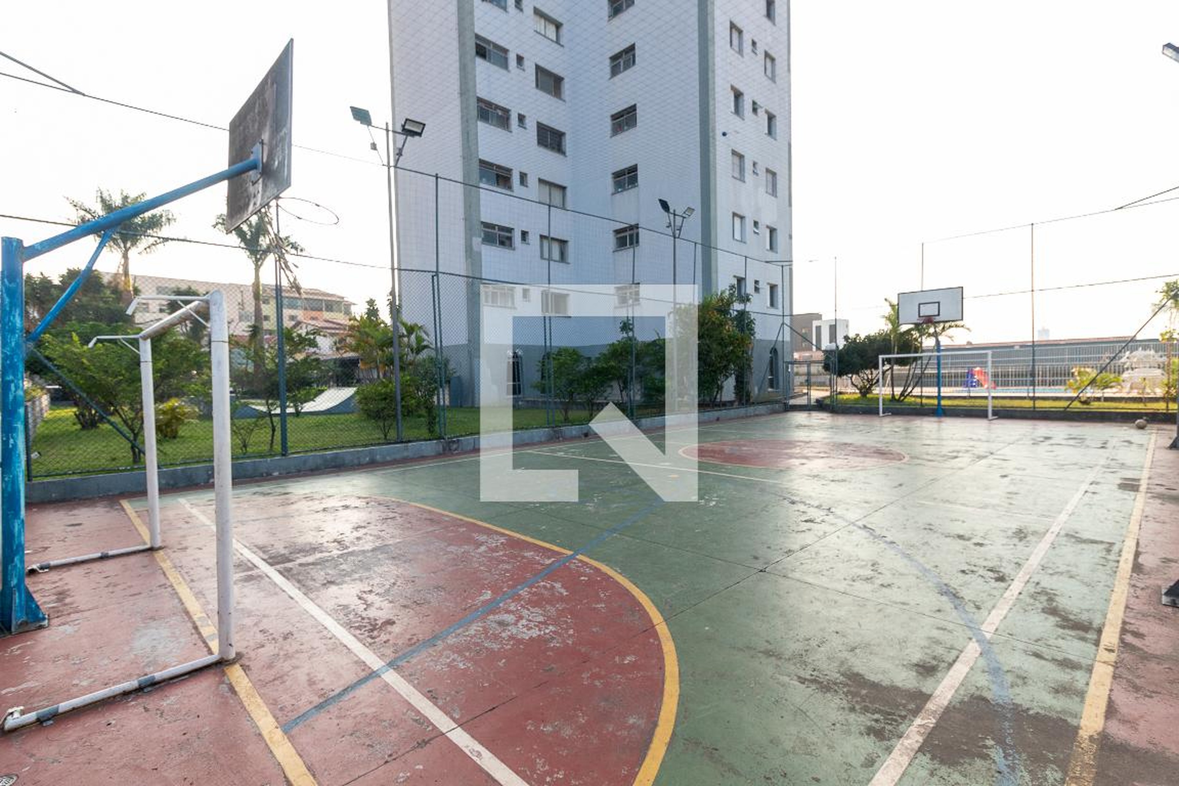 Quadra Esportiva - edificio castellon