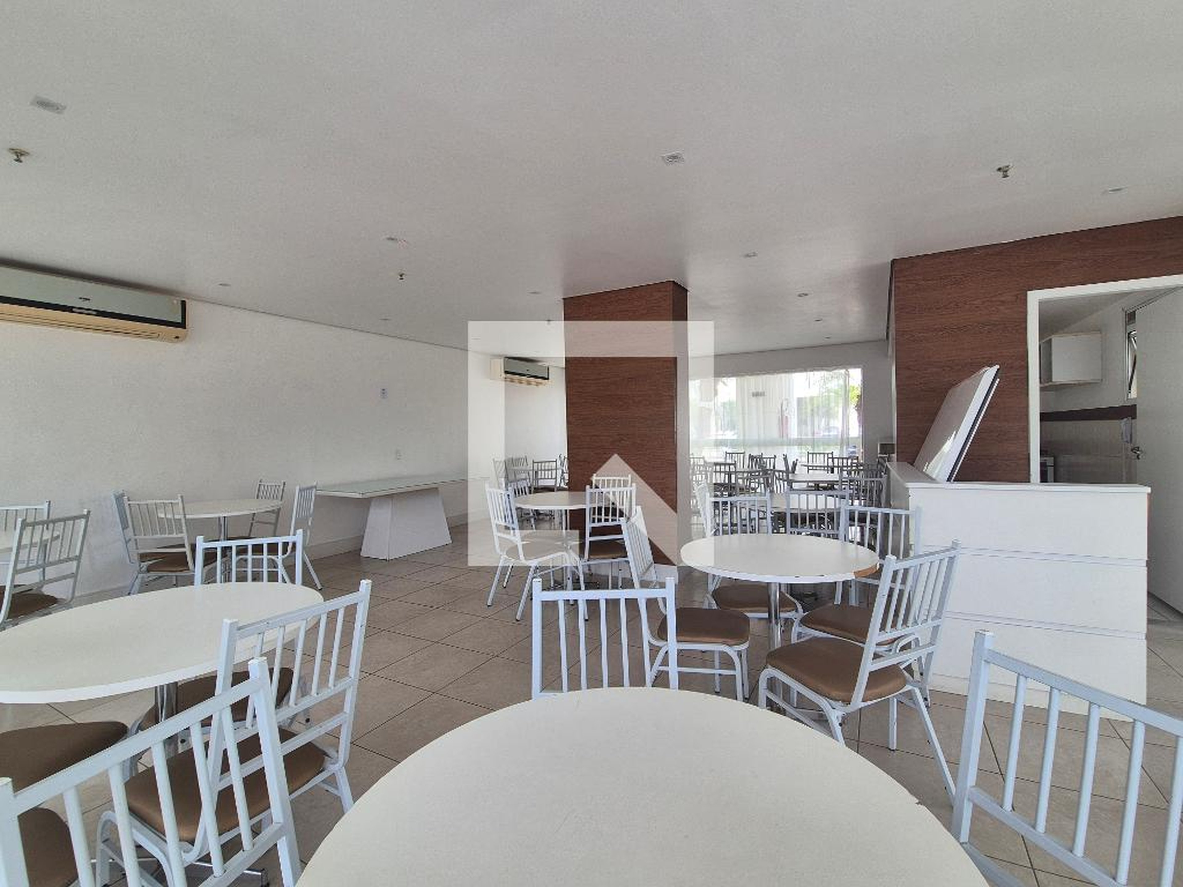 Área comum - Barra Allegro