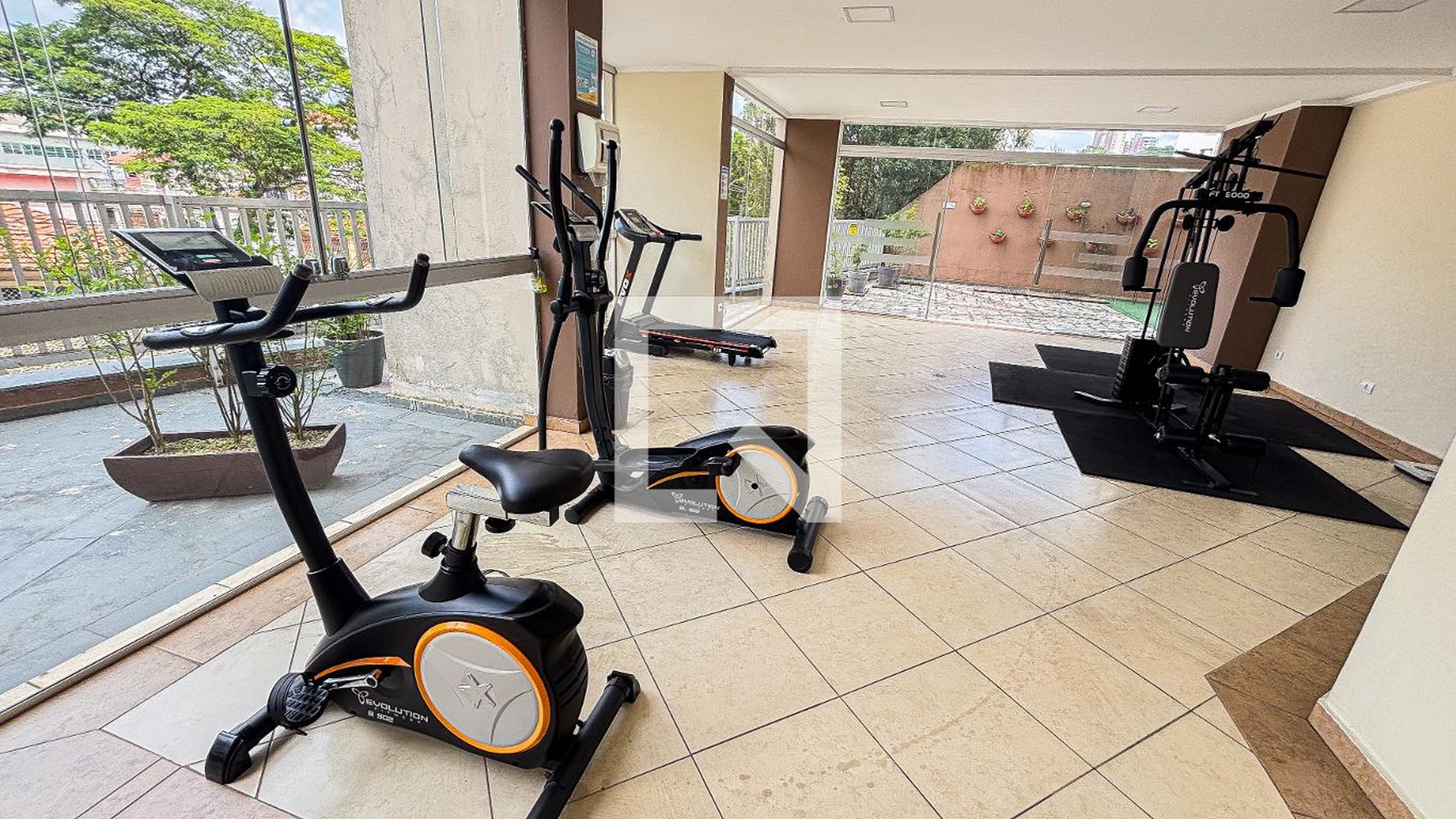 Academia - Pedras Preciosas II