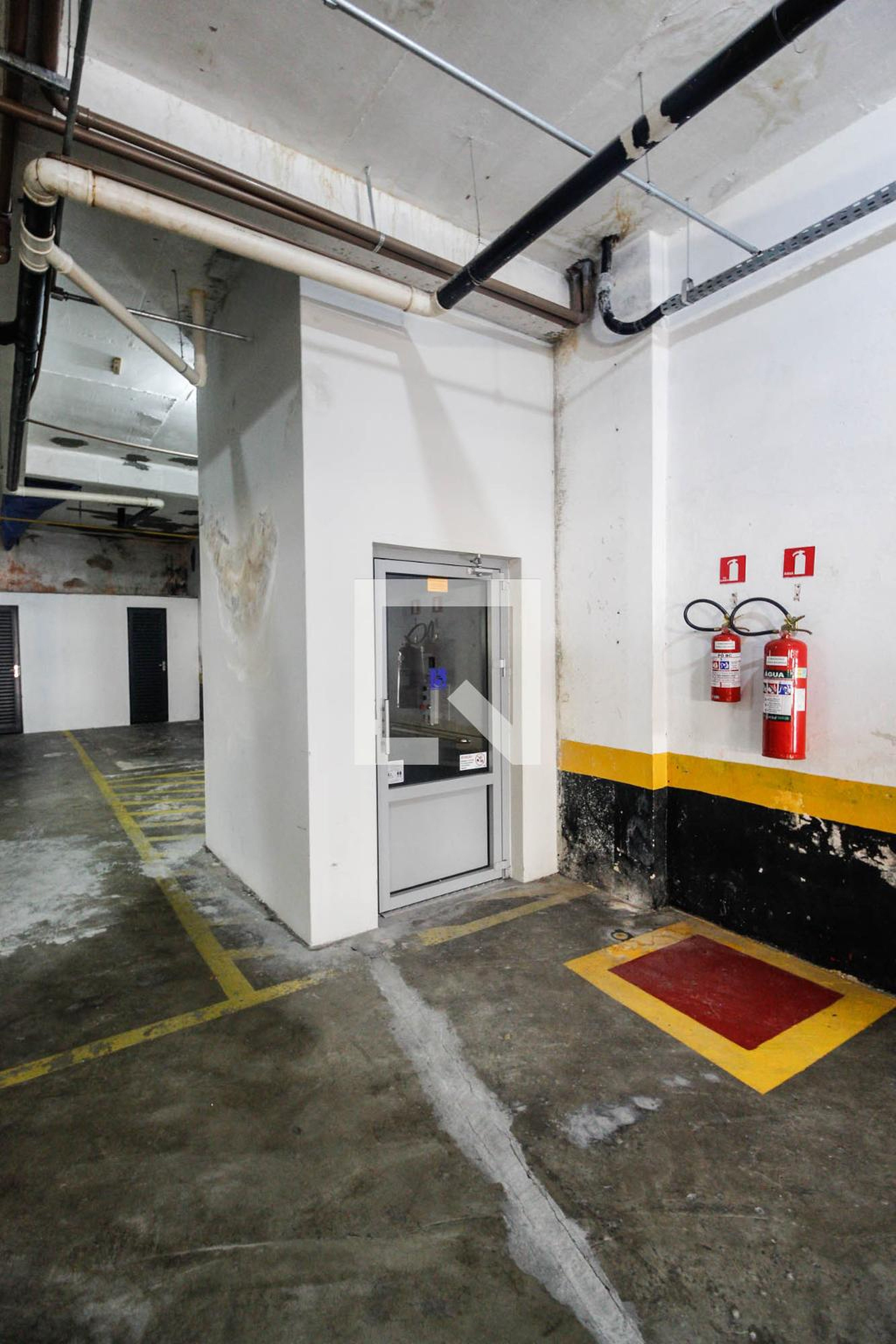 Elevador - Edifício Serra Dourada