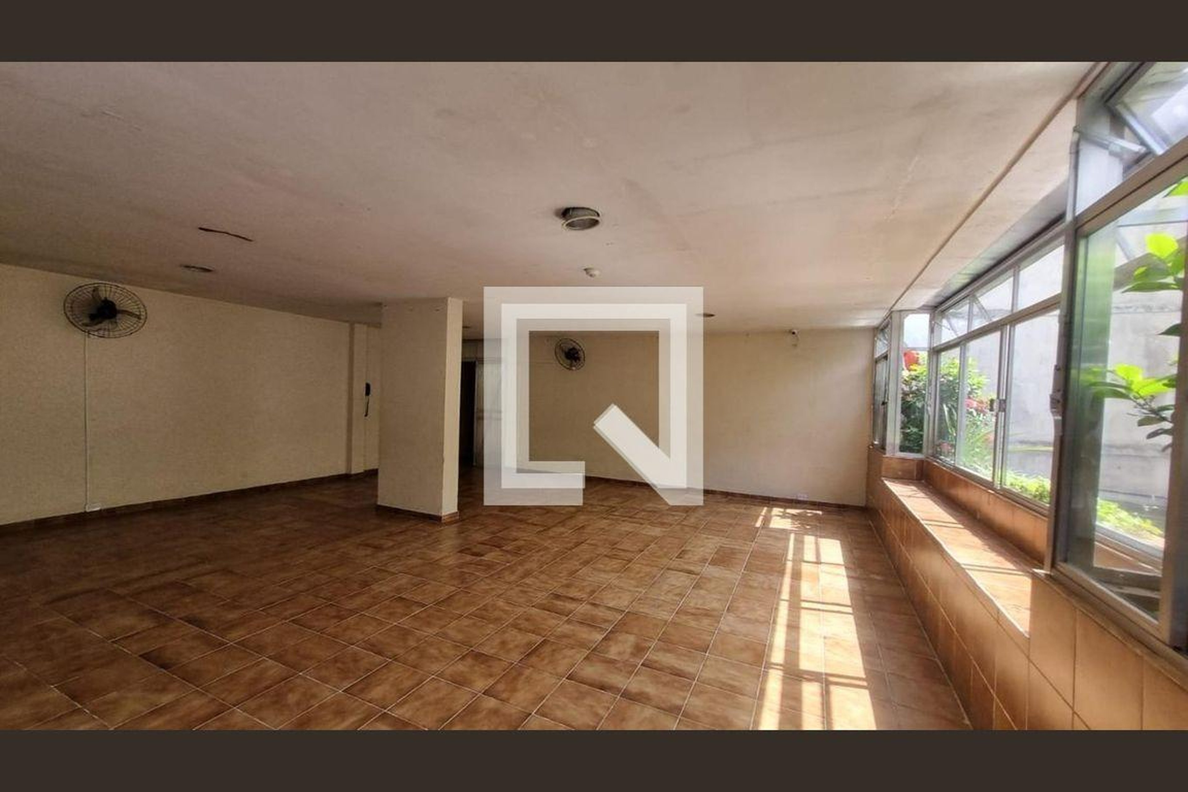 Salão de Festas - Av. Maracanã